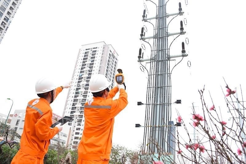Giá điện sẽ điều chỉnh thế nào nếu phân bổ khoản lỗ gần 45.000 tỉ đồng của EVN? - Ảnh 1.