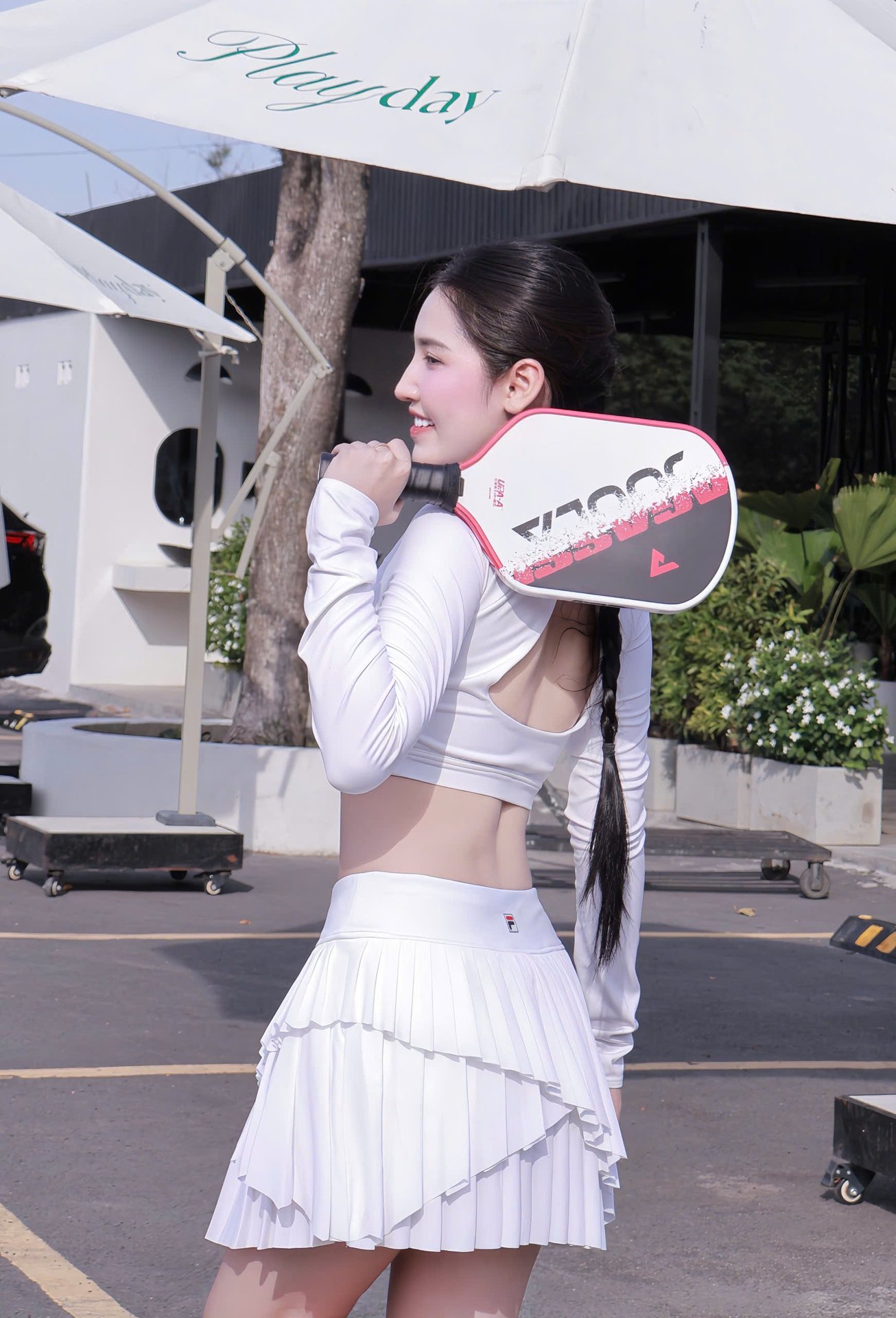 Cô gái sinh năm 1998 đầu tư 100 triệu chơi pickleball và vô địch: 4 đôi giày, 20 bộ đồ, còn gì nữa? - Ảnh 1.