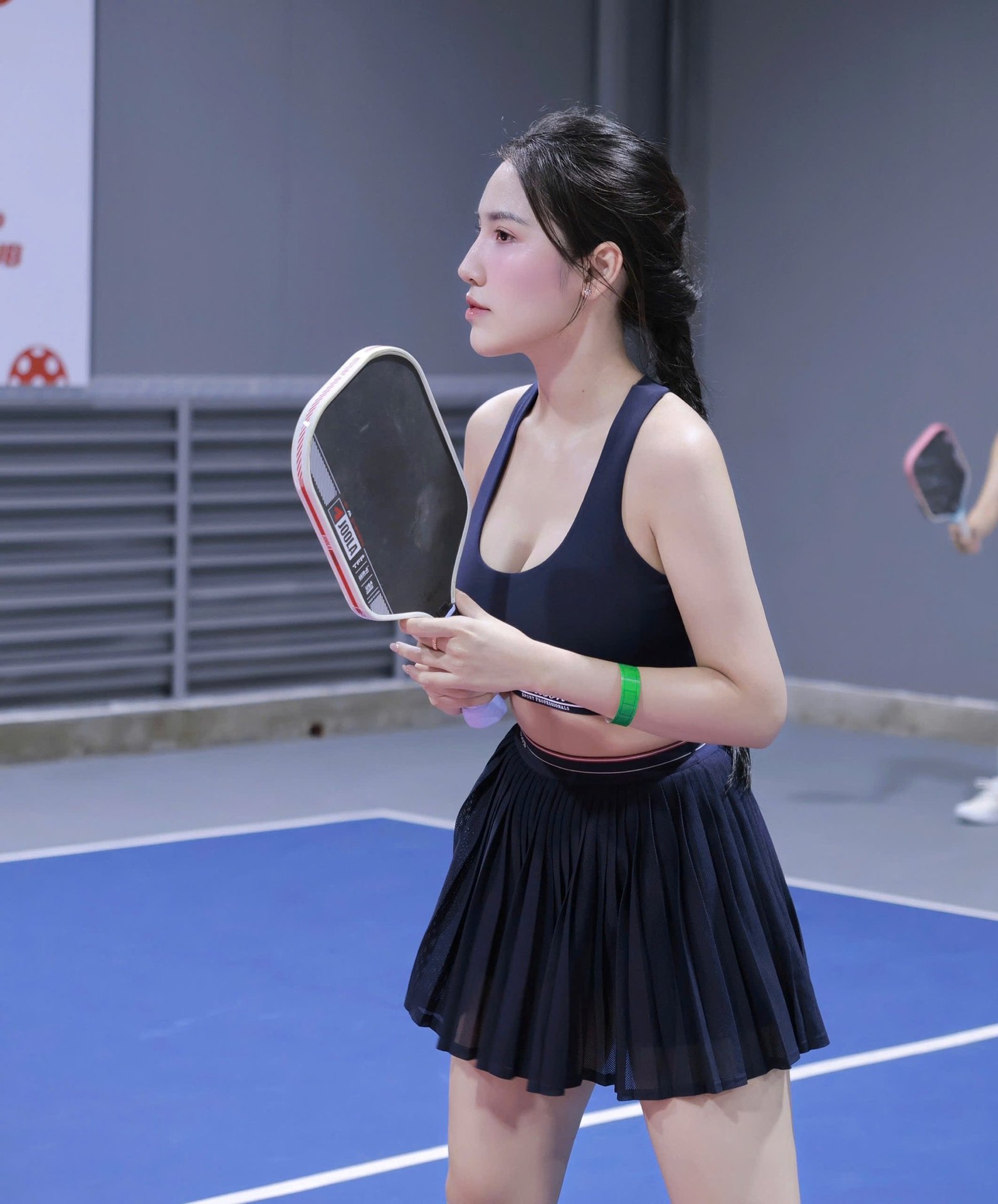 Cô gái sinh năm 1998 đầu tư 100 triệu chơi pickleball và vô địch: 4 đôi giày, 20 bộ đồ, còn gì nữa? - Ảnh 5.