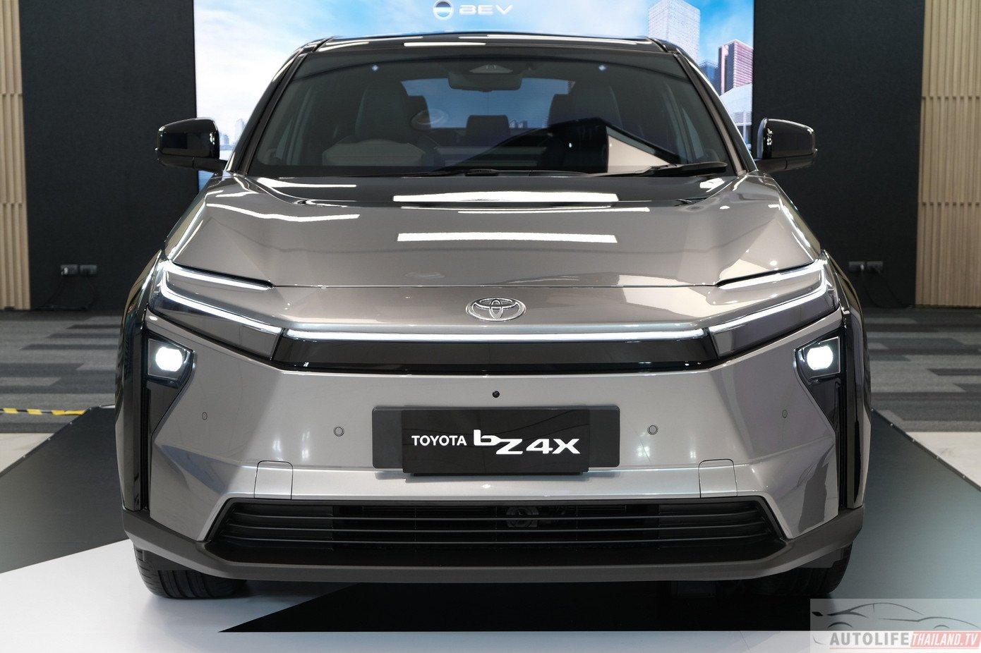 toyota-bz4x-2025-thai-10.jpg