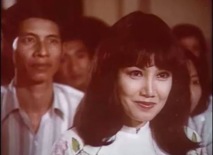Nữ diễn viên đẹp nhất miền Nam: Nhan sắc trăm năm có một, diễn hay hát đỉnh không ai đọ nổi- Ảnh 5.