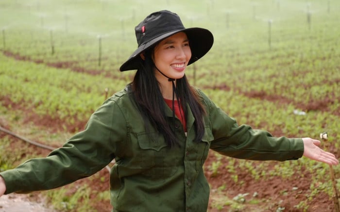 Công ty Sen Vàng đề nghị truyền thông đưa tin chính xác vụ việc Thùy Tiên và kẹo rau Kera- Ảnh 1.
