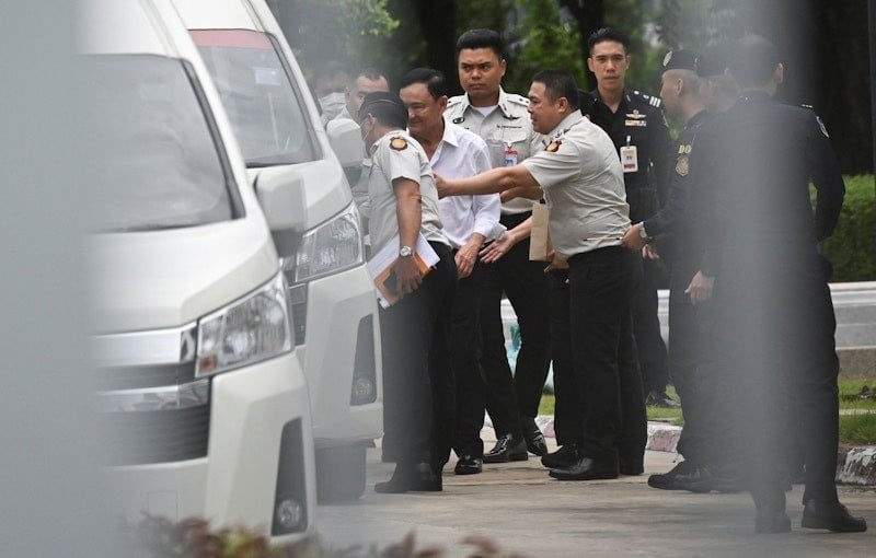 10-1757472763-tu-phong-vip-den-nha-giam-qua-trinh-nam-vien-ne-an-tu-cua-ong-thaksin.jpg