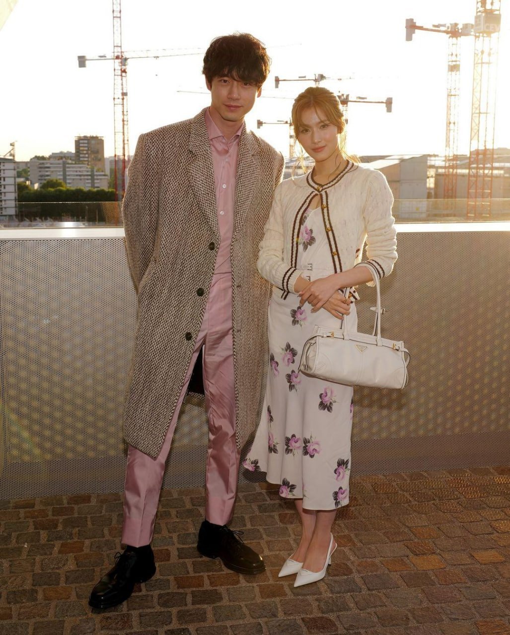 2 đại sứ ngoại tình với nhau, Prada chắc “sống khỏe” nhờ phí bồi thường hợp đồng- Ảnh 6.