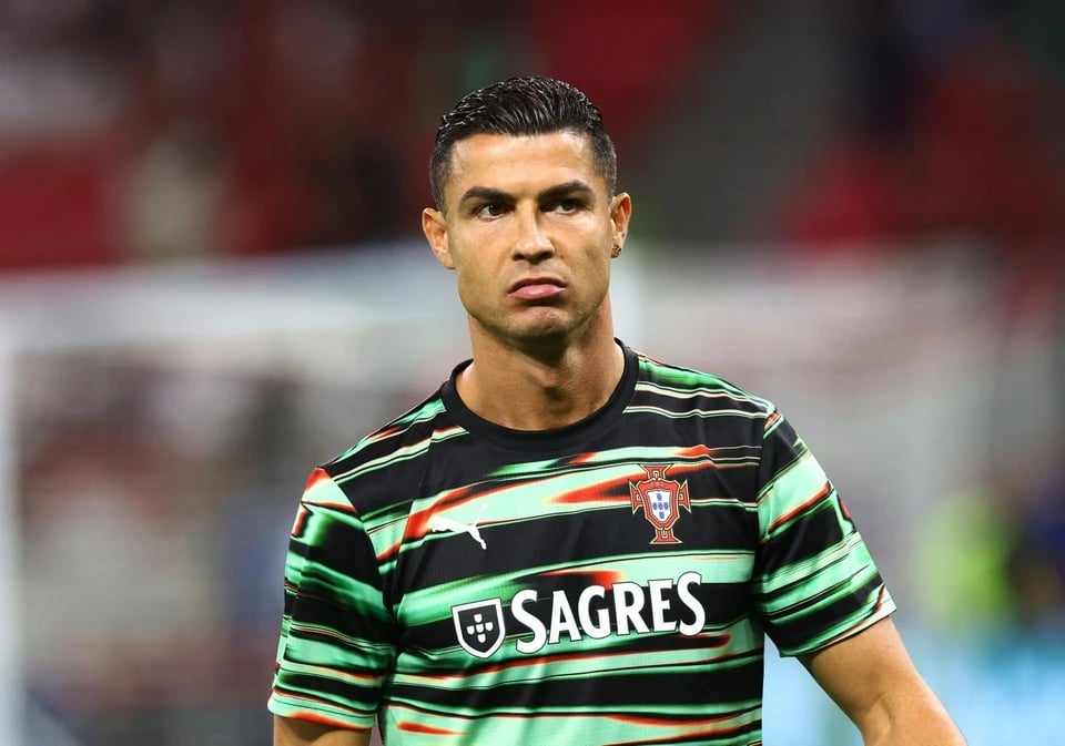 10-1757495539-ronaldo-40-tuoi-van-viet-lai-lich-su.jpg