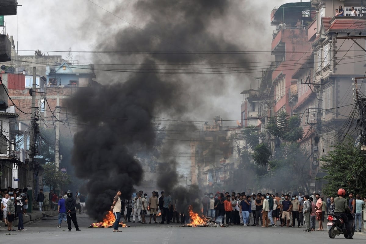 nepal ban bo lenh gioi nghiem toan quoc den ngay 11 9 hinh anh 1