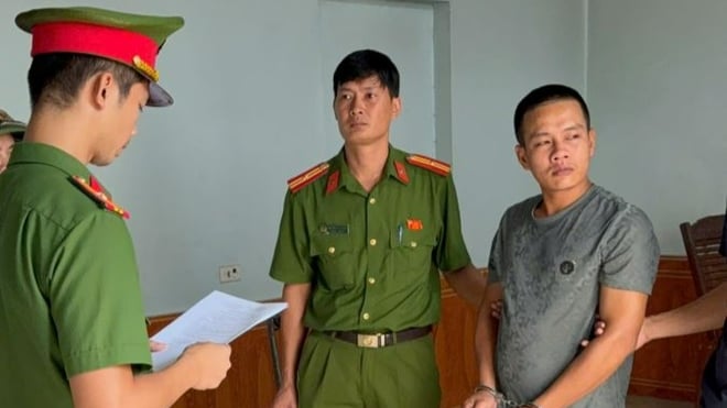 10-1757499561-nhan-tam-hanh-ha-con-de.jpg