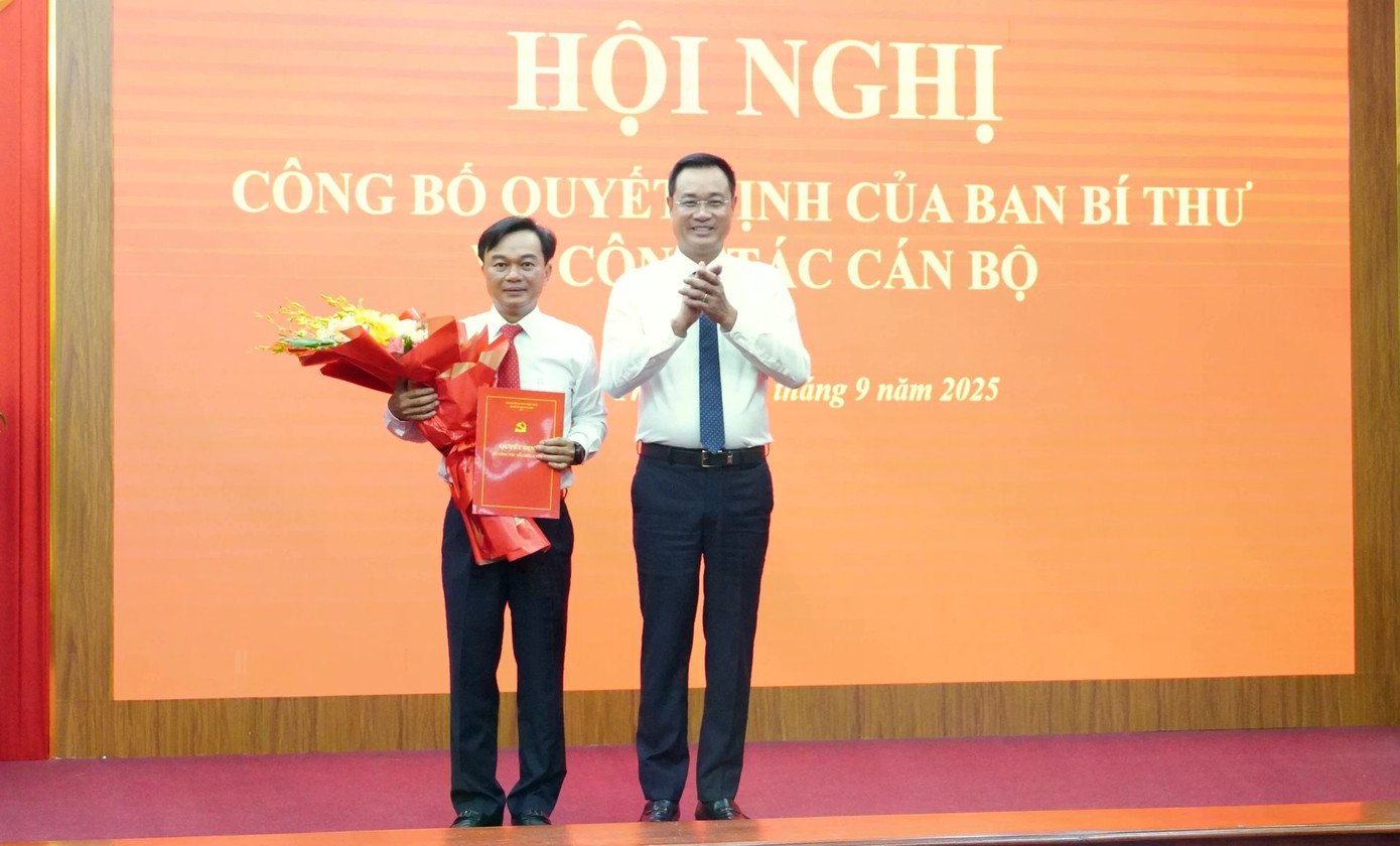 bi-thu-tang-hoa-20250911083759.jpg