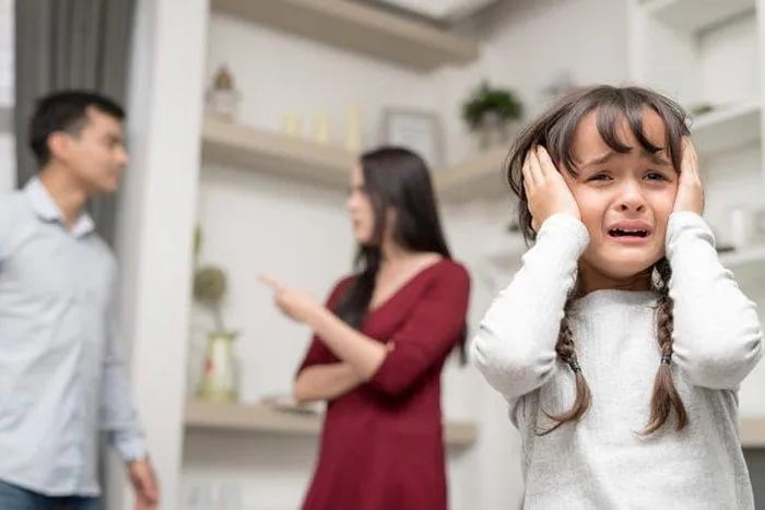'Chất độc' lớn nhất của một gia đình không phải là thiếu tiền, mà là 3 câu này cha mẹ thường nói - Ảnh 2.