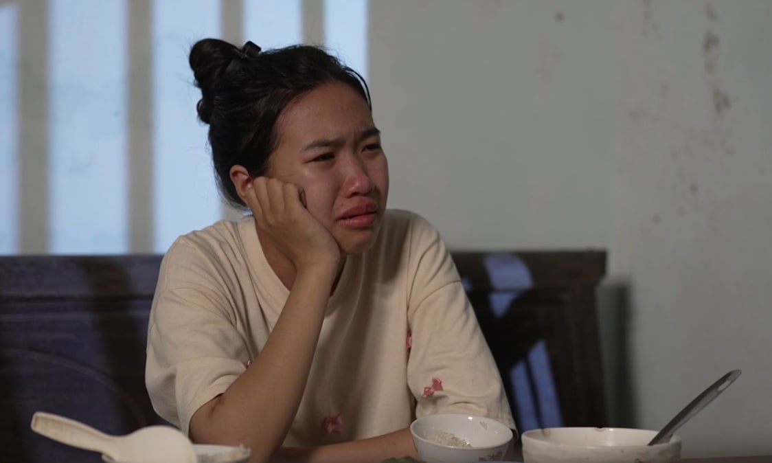 MC Thanh Thảo bật khóc, nhắn nhủ: 