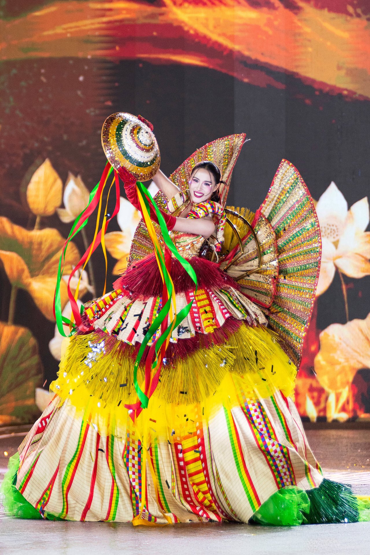 Cảnh tượng chưa từng có ở Miss Grand VietNam - Ảnh 7.