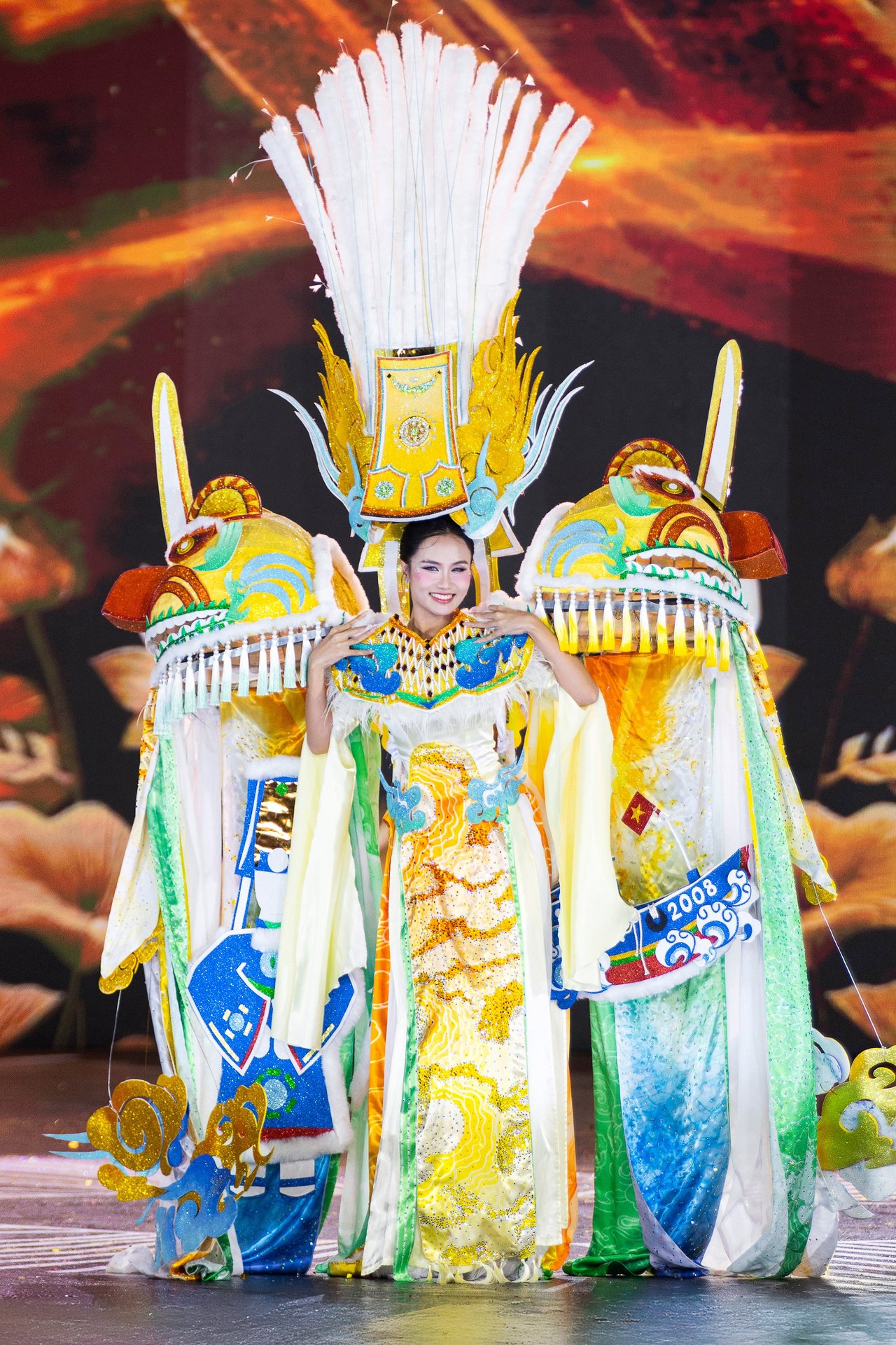Cảnh tượng chưa từng có ở Miss Grand VietNam - Ảnh 9.