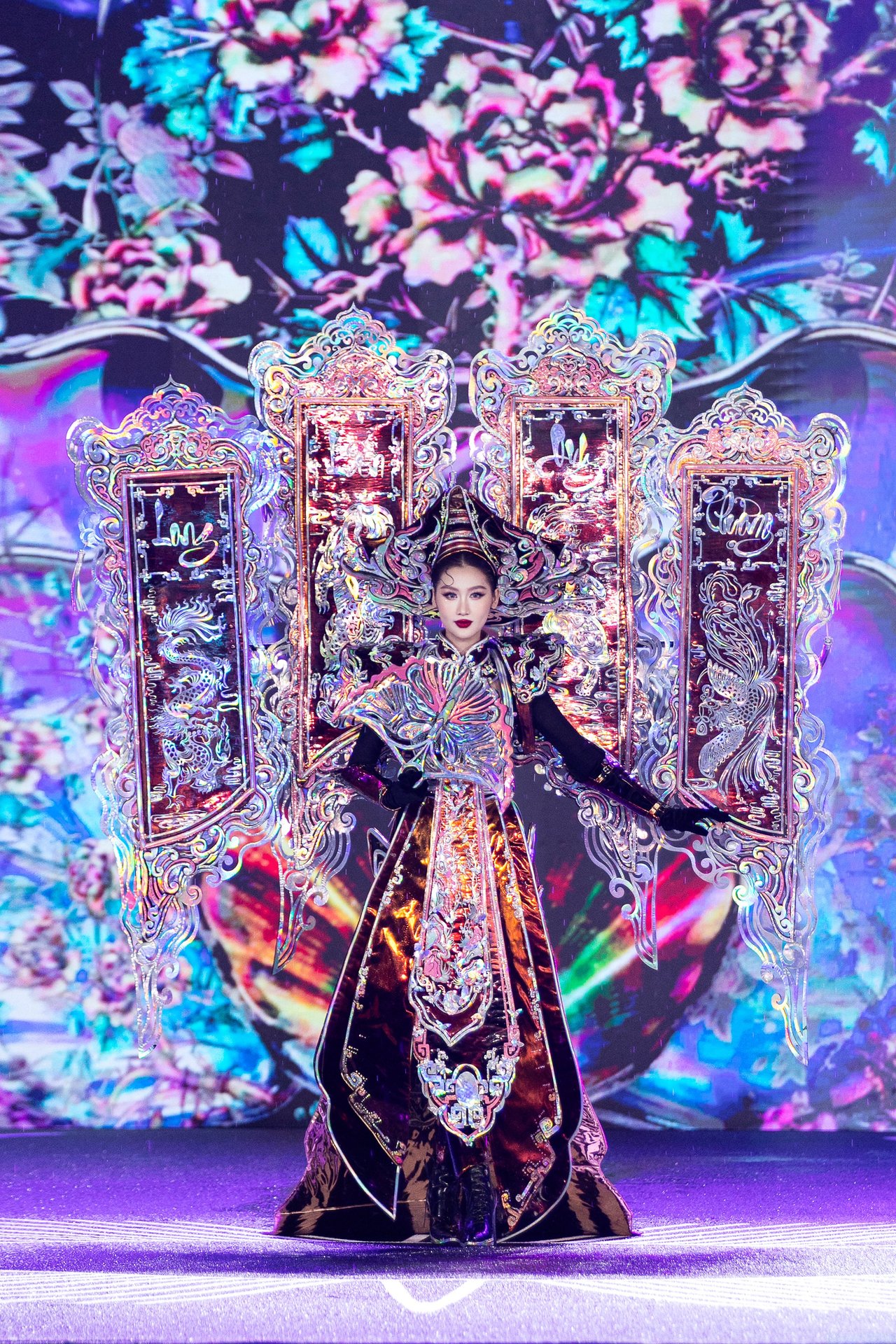Cảnh tượng chưa từng có ở Miss Grand VietNam - Ảnh 12.