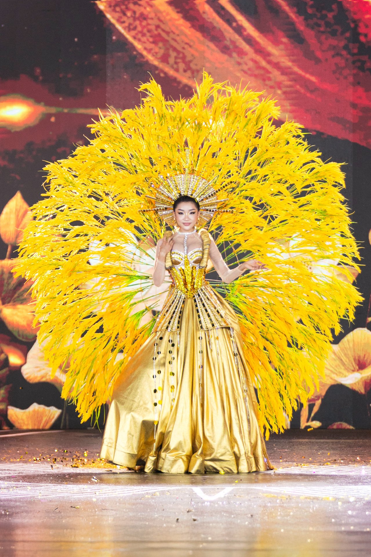 Cảnh tượng chưa từng có ở Miss Grand VietNam - Ảnh 17.