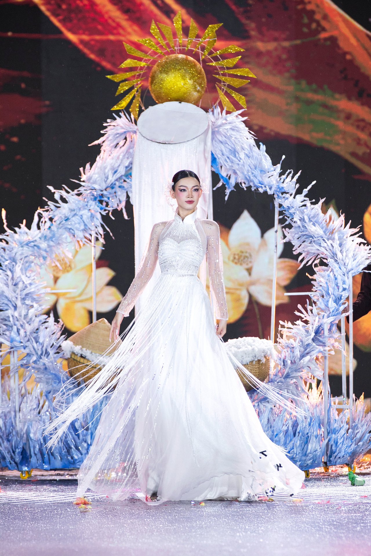 Cảnh tượng chưa từng có ở Miss Grand VietNam - Ảnh 32.