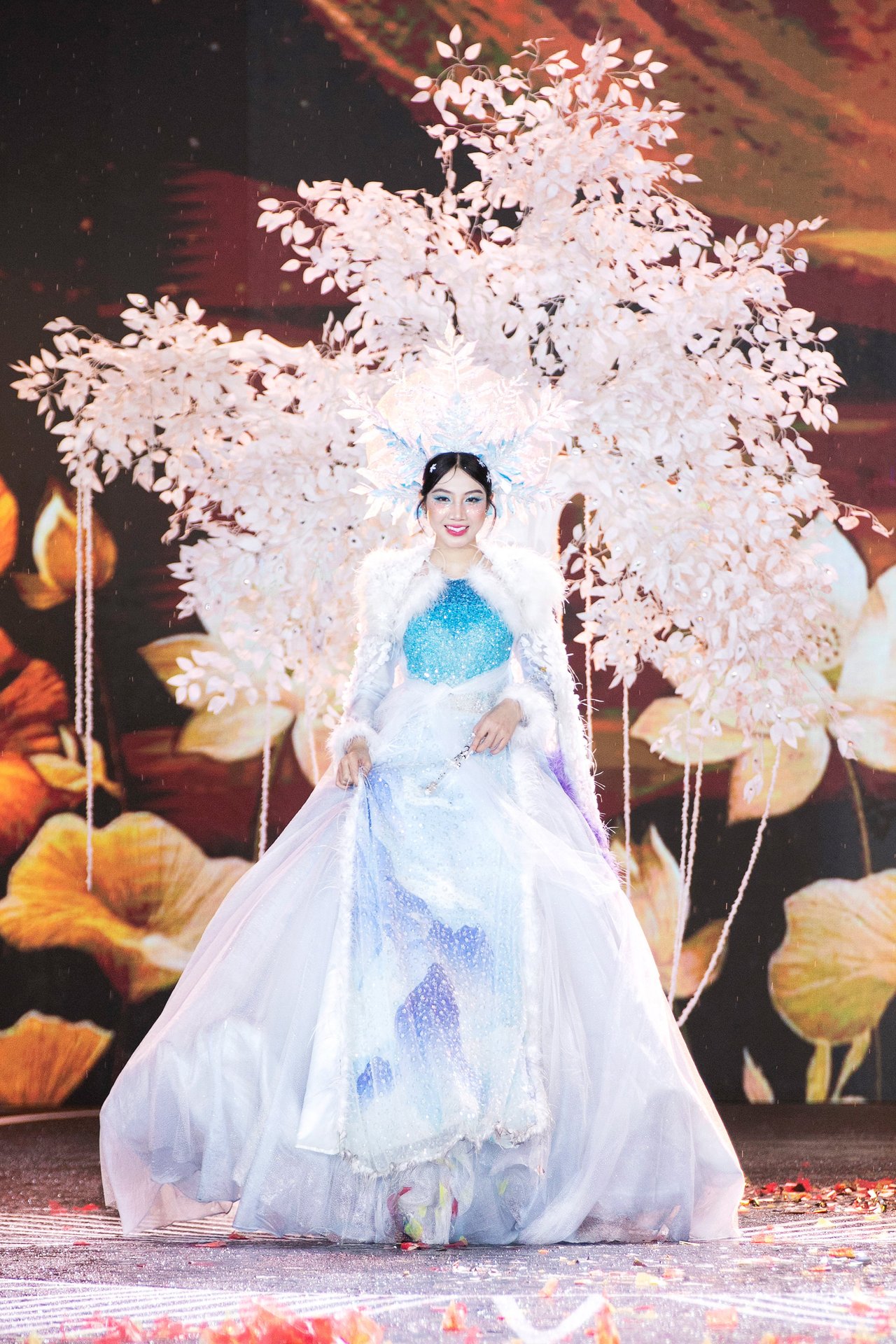 Cảnh tượng chưa từng có ở Miss Grand VietNam - Ảnh 34.