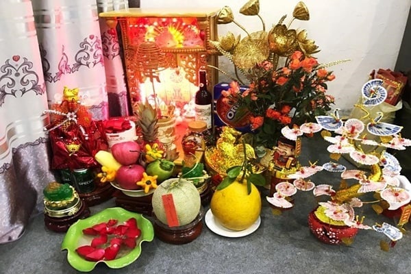 Muốn tiền vào như nước thì người tuổi sau đặt bàn thờ Thần Tài theo hướng này - Ảnh 1.