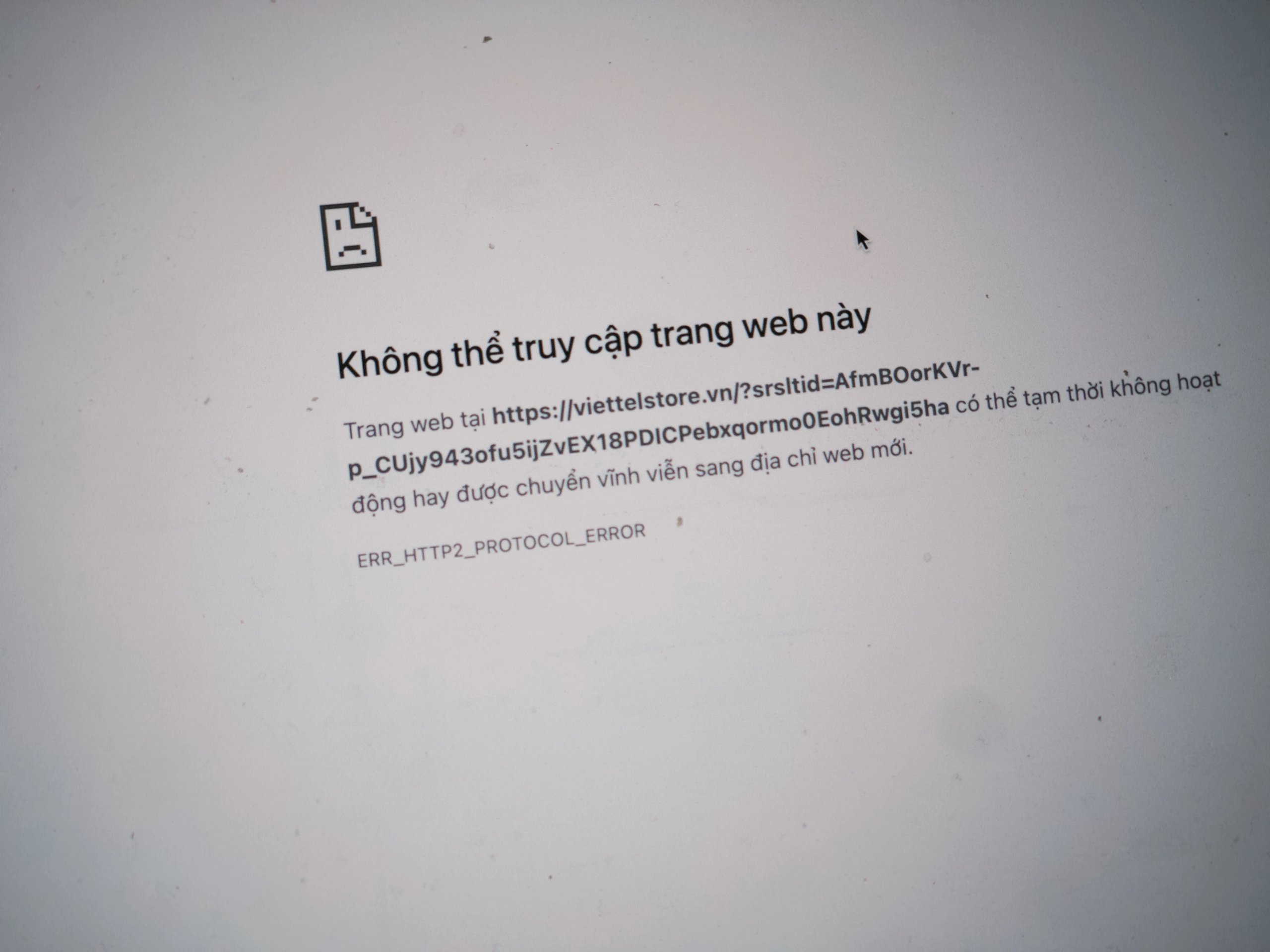 12-1757693801-iphone-17-pro-max-chay-hang-sau-5-phut-dai-ly-sap-web-dat-hang.jpg
