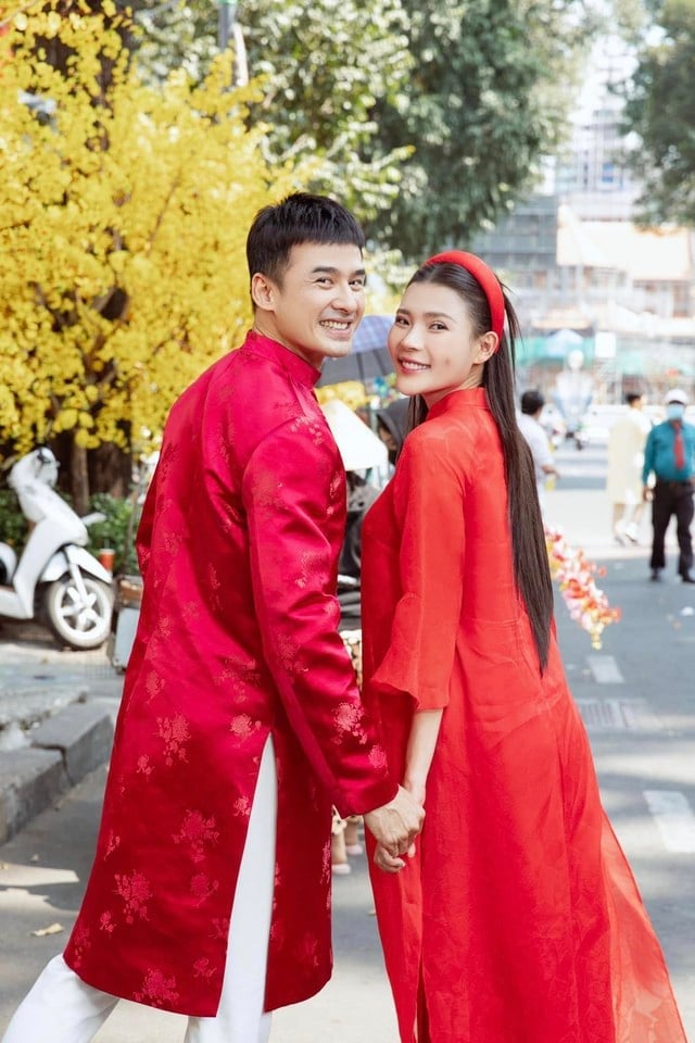Lương Thế Thành lên tiếng về tin đồn chia tay Thúy Diễm vì clip quay lén cảnh hôn của vợ với sao nam kém 11 tuổi - Ảnh 4.