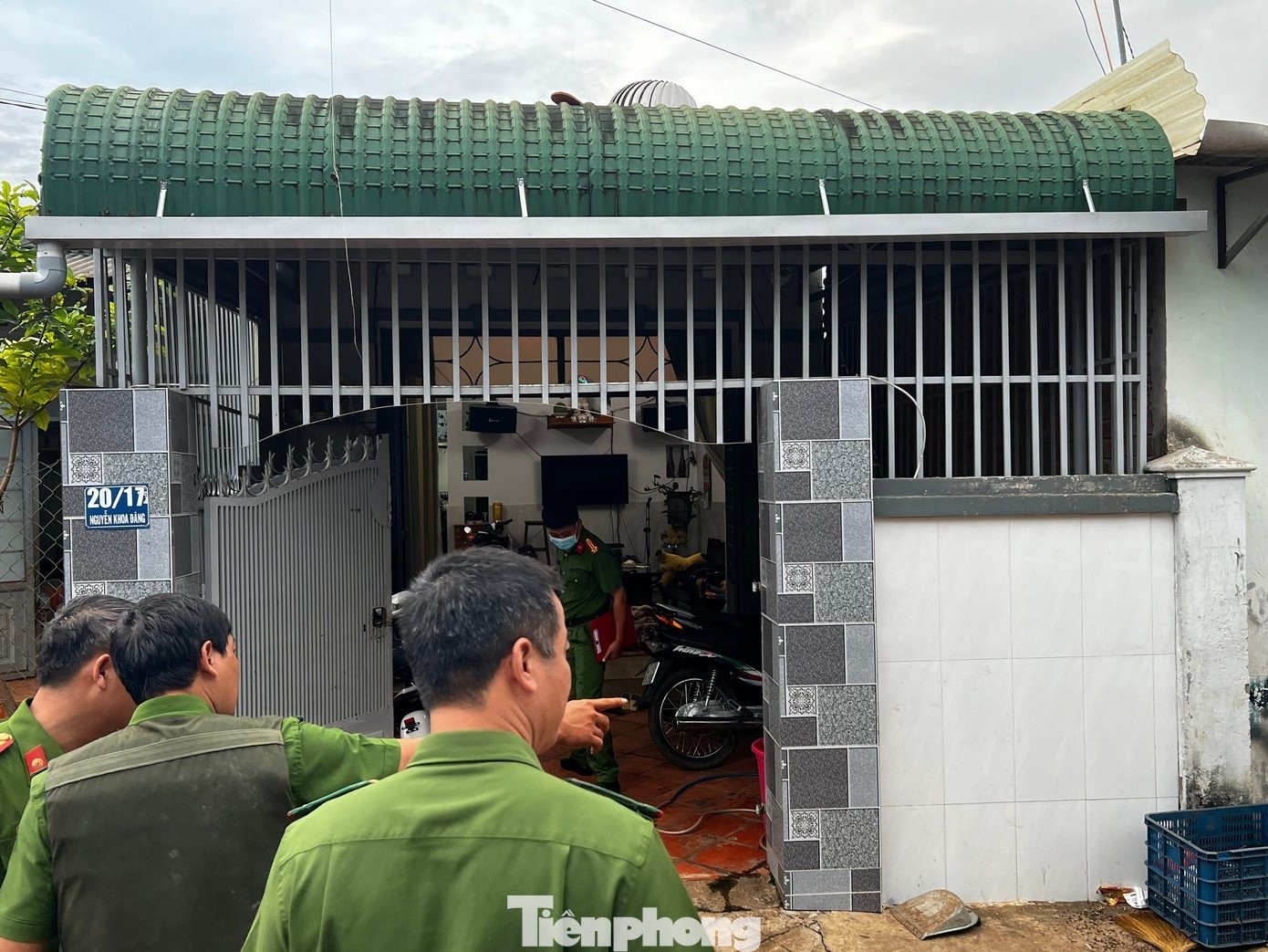 Hiện trường vụ thảm án tại Đắk Lắk khiến 3 người trong gia đình tử vong, một cháu bé bị thương- Ảnh 5.