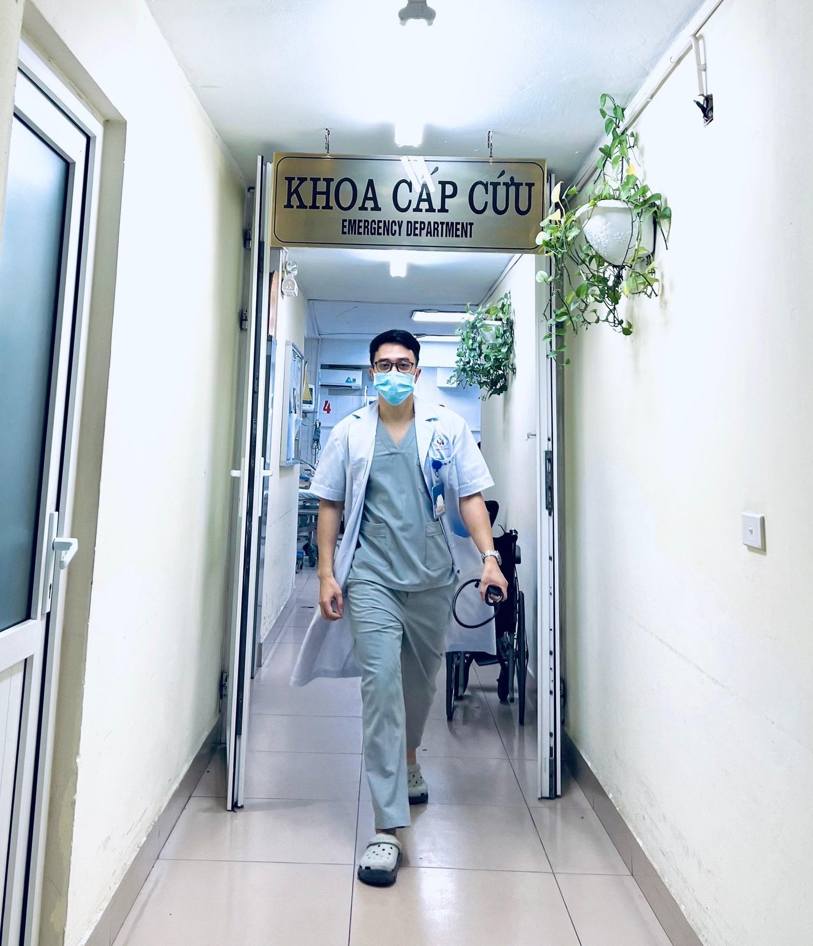 Bác sĩ nội trú Nội tim mạch tốt nghiệp loại Giỏi và màn tua nhanh 14 năm