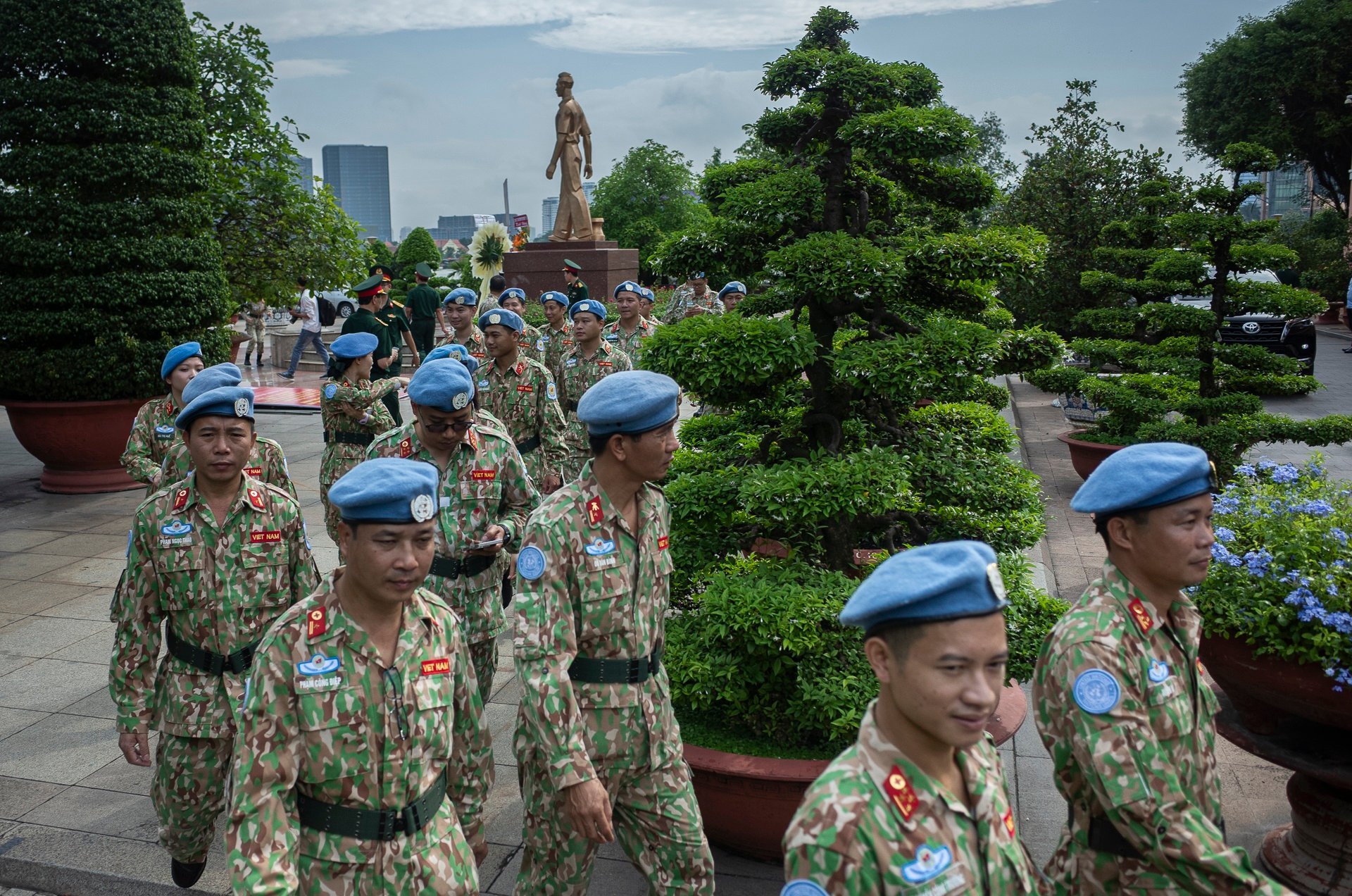 13-1757750784-luc-luong-gin-giu-hoa-binh-lien-hop-quoc-ra-mat-tai-tphcm.jpg