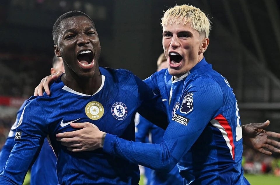 14-1757805883-garnacho-ghi-dau-an-trong-ngay-ra-mat-chelsea.jpg