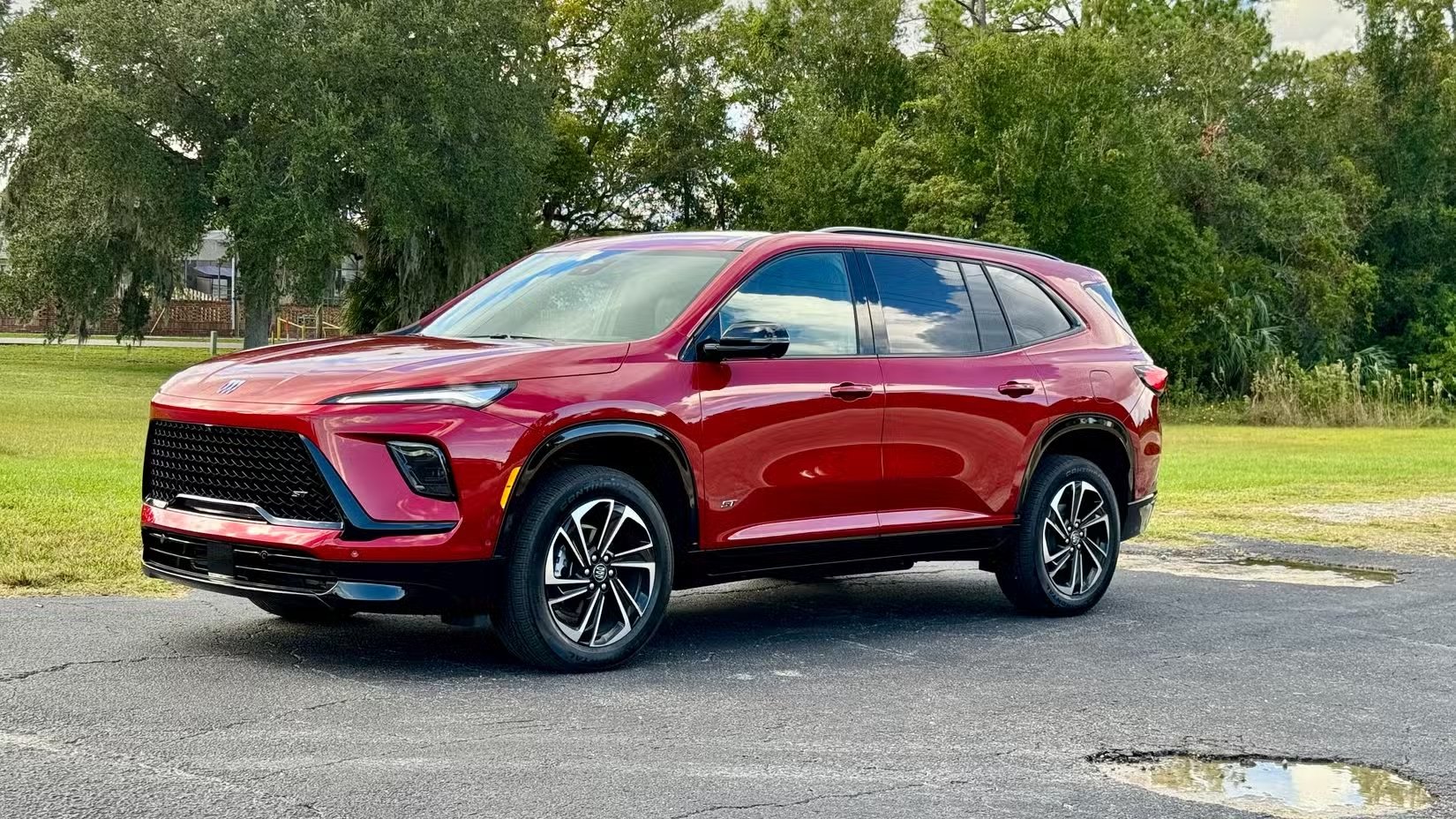 2025 buick enclave4.avif
