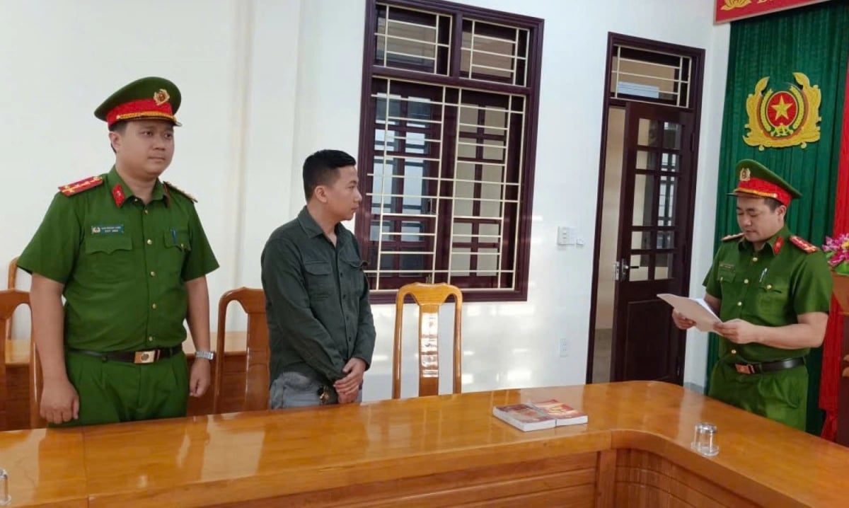 ke toan truong mua ban trai phep hoa don hon 22 ty dong hinh anh 1