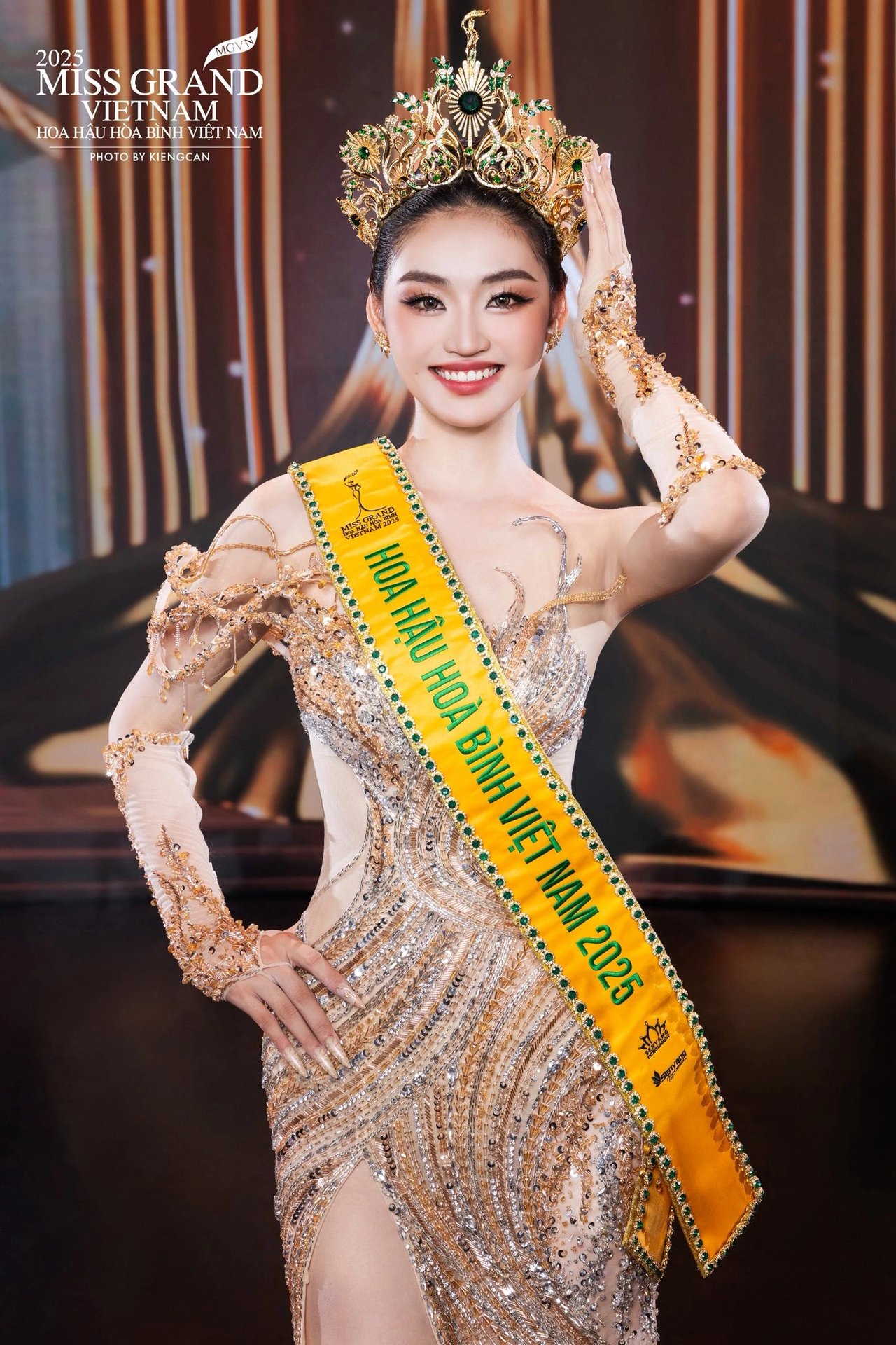 Hoa hậu Yến Nhi: Tôi từng đối diện với nhiều cám dỗ- Ảnh 1.
