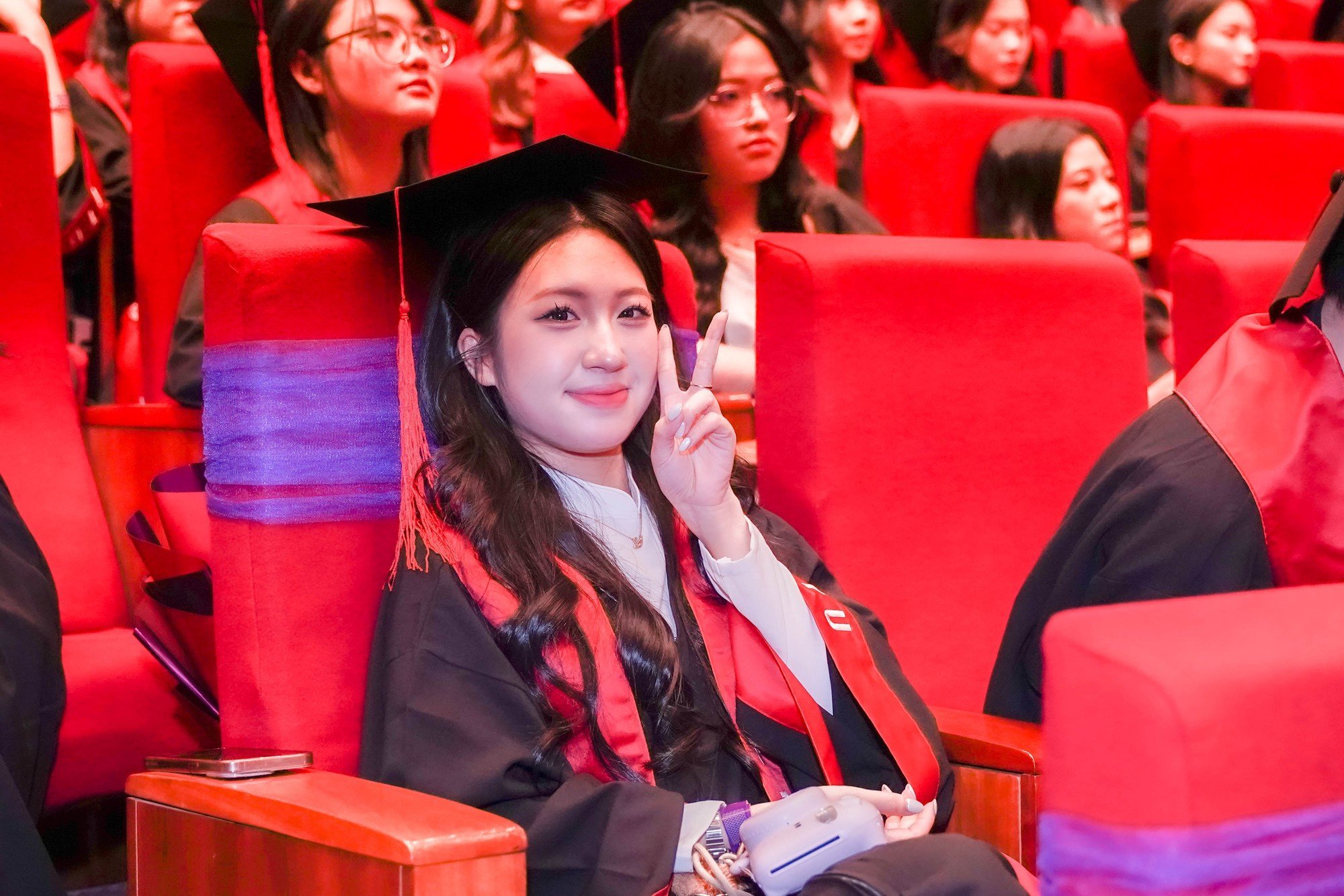 Lý do Ngoại thương mãi luôn là