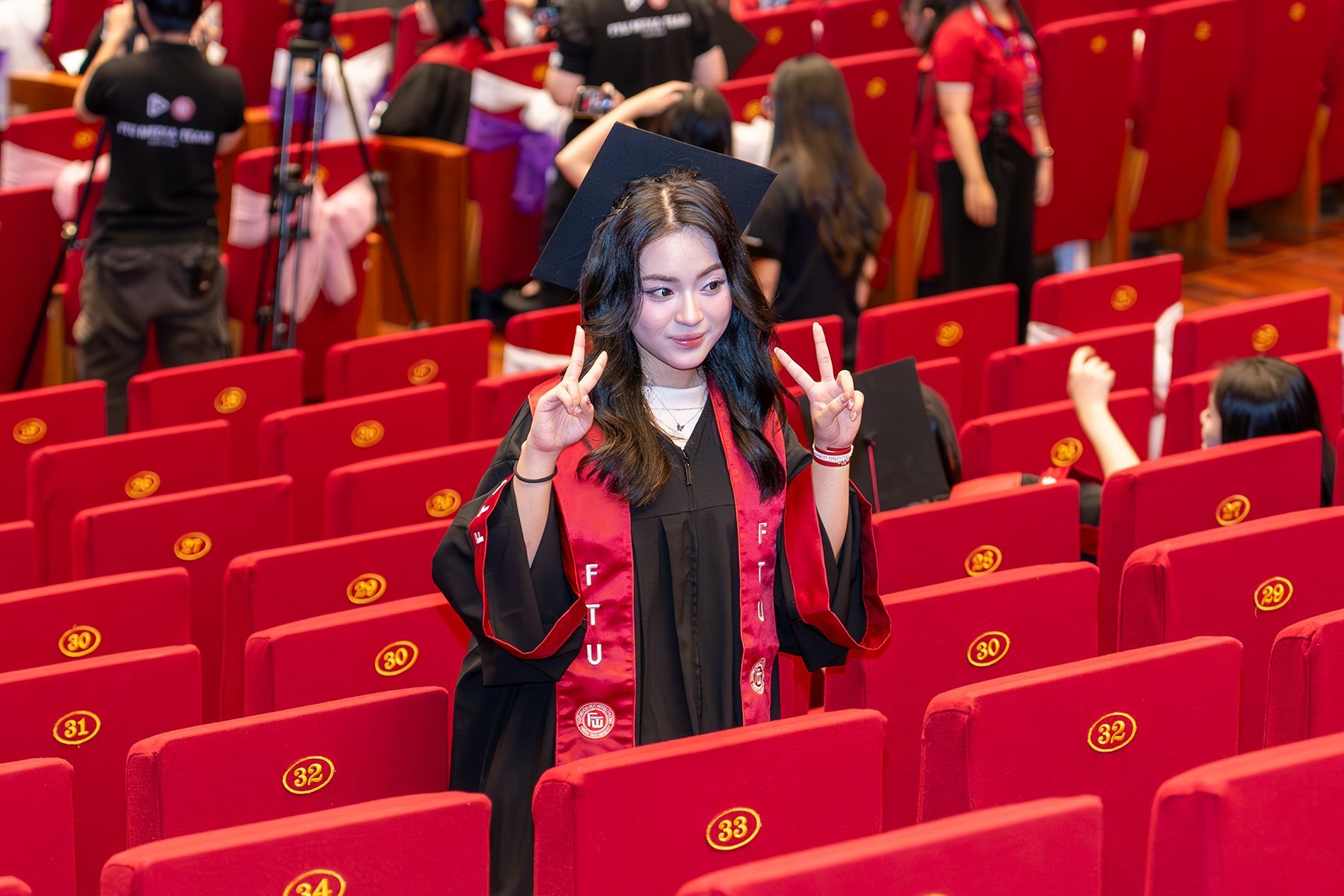 Lý do Ngoại thương mãi luôn là