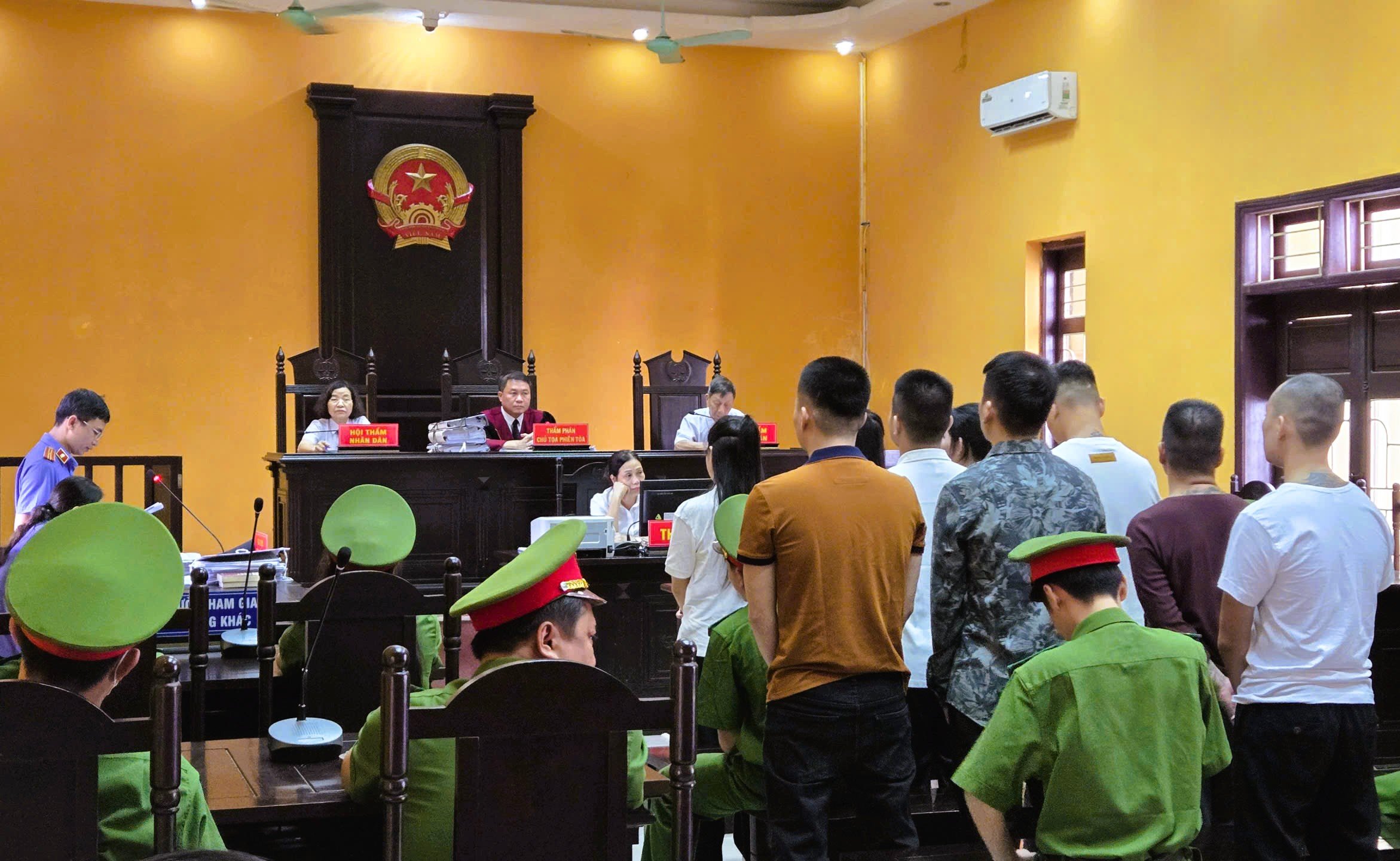 Trùm giang hồ Long 