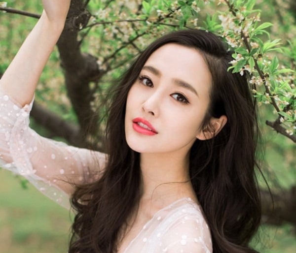 Drama cung đấu đời thực: Đại hoa đán Châu Tấn bị tố lạm quyền làm Hoắc Kiến Hoa lâm bệnh, triệt đường sống của 1