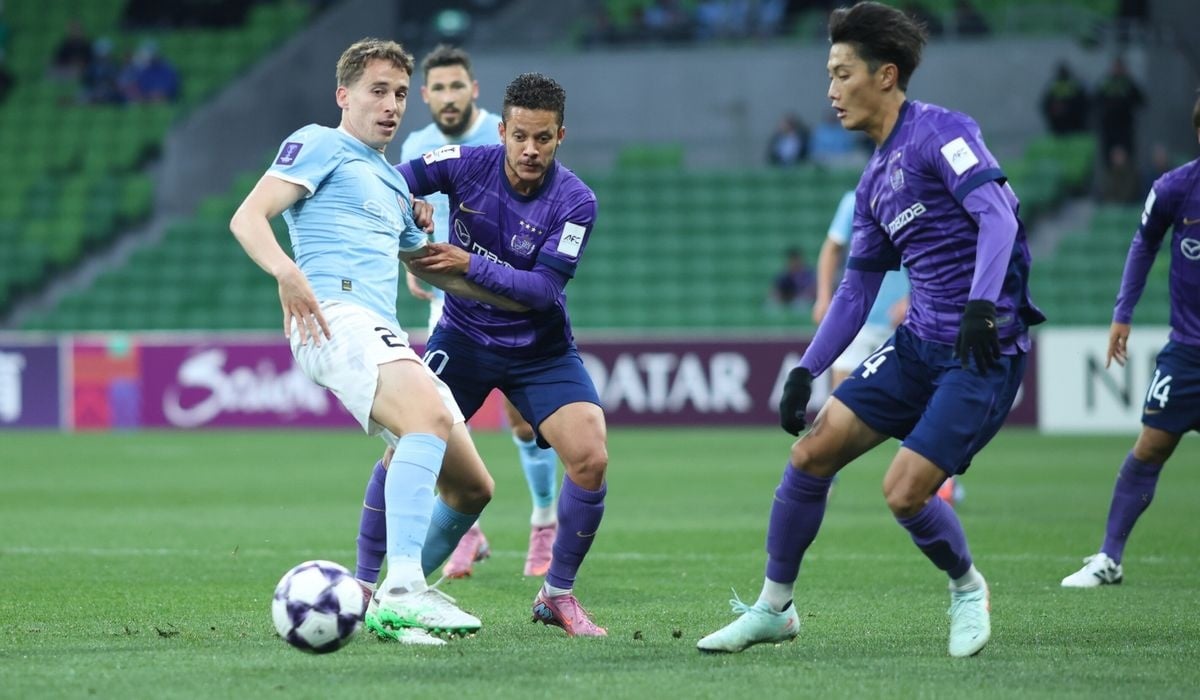 17-1758092727-bong-da-australia-gay-phan-no-o-afc-champions-league.jpg