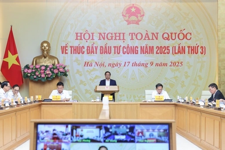 17-1758094590-thu-tuong-phe-binh-29-bo-co-quan-va-12-dia-phuong-co-tien-ma-khong-biet-tieu.jpg