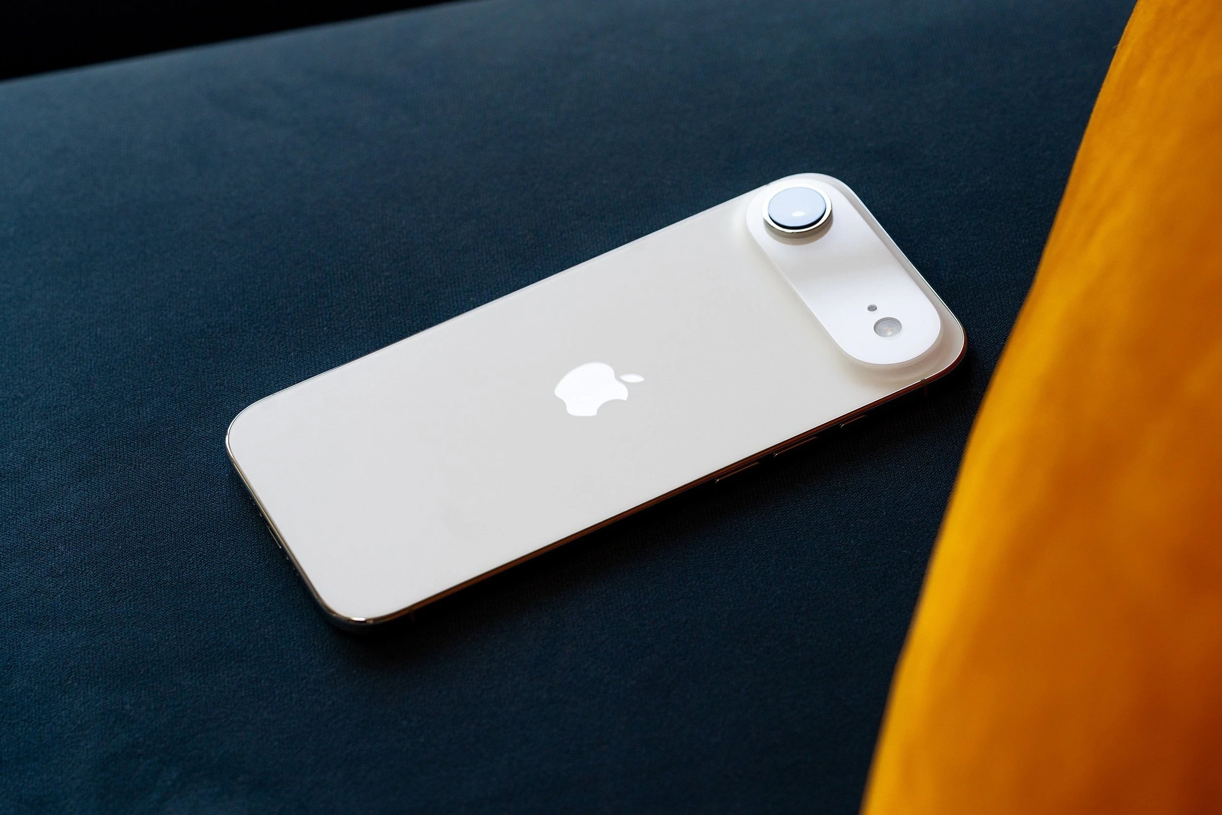 danh gia iPhone Air, dat hang iPhone Air, cau hinh iPhone Air, iPhone Air la gi, iPhone 17 Pro anh 1