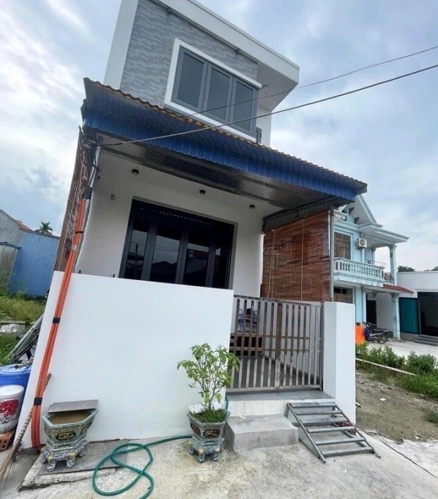 Người xây nhầm nhà trên đất của người khác nói hiện rất khó khăn, nếu phá nhà không biết ở đâu- Ảnh 2.