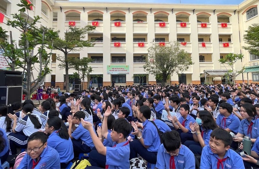 Học sinh Nguyễn văn Luông.jpg