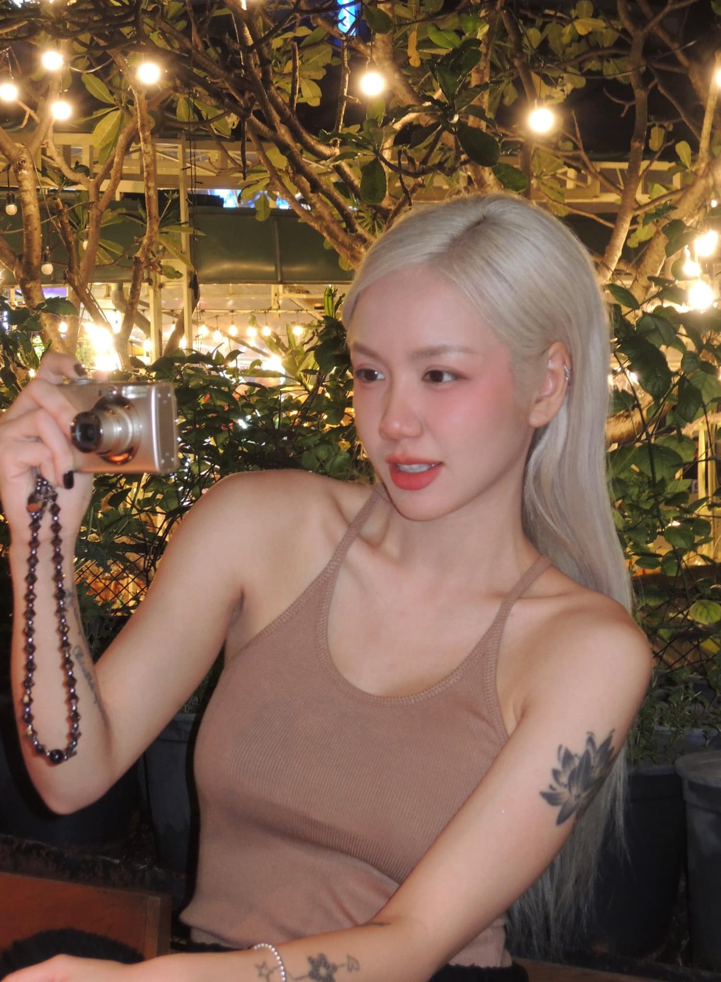 Nhan sắc gợi cảm của 2 