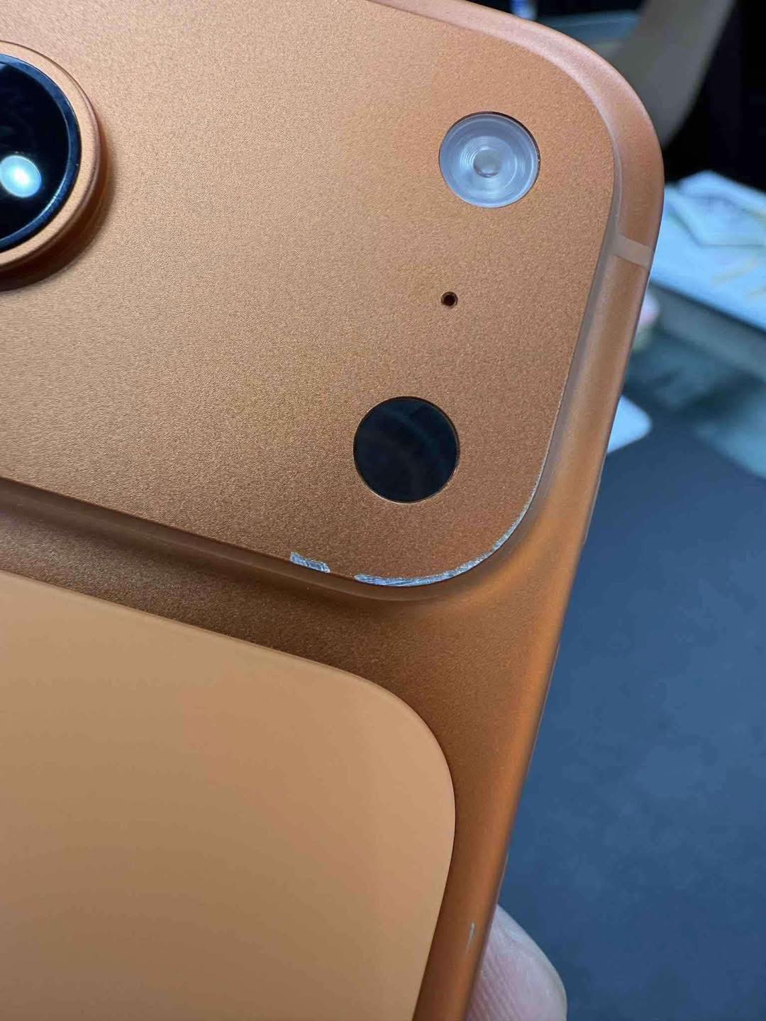 Vừa ra mắt, iPhone 17 Pro đã lộ 