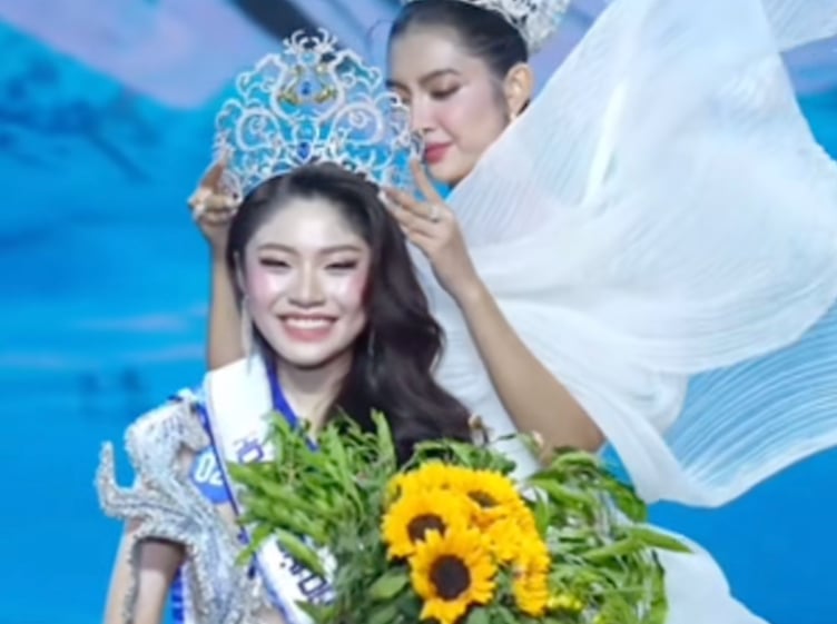 Bó hoa héo tặng Hoa hậu Đại dương gây phẫn nộ, chủ tịch cuộc thi lên tiếng- Ảnh 3.