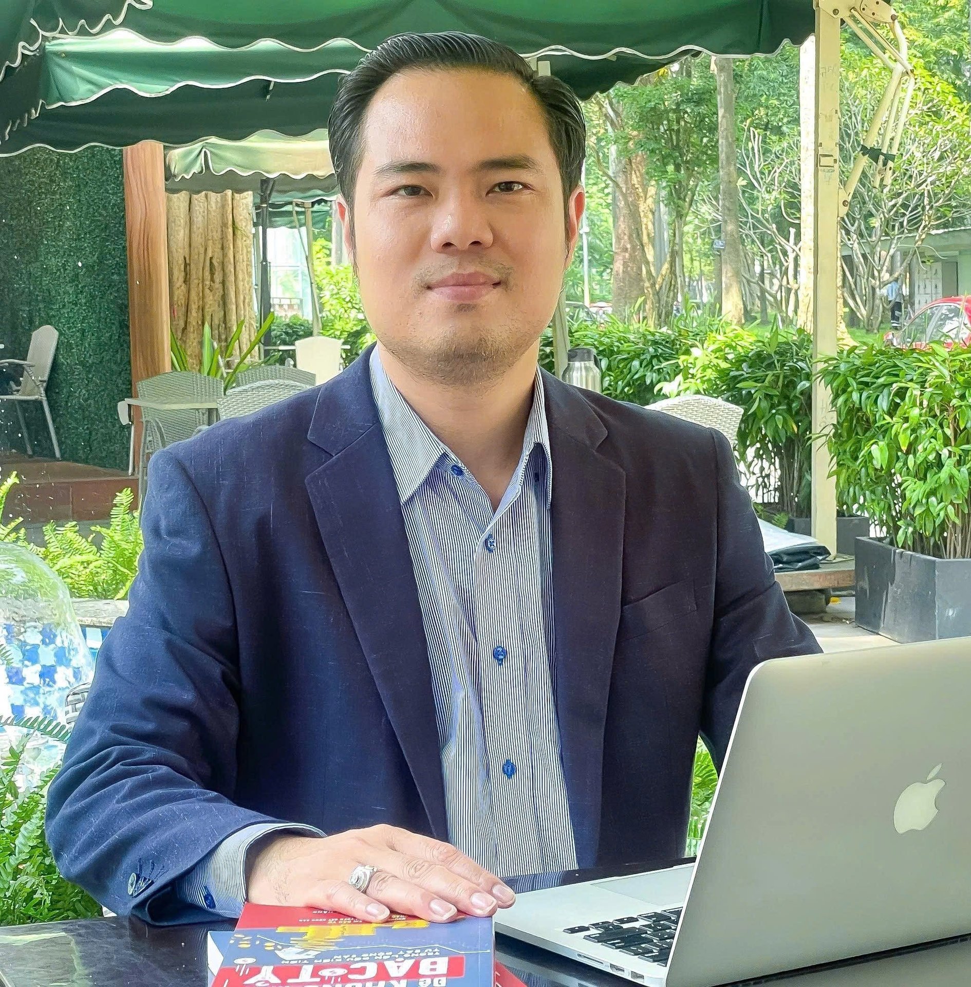 mua nha tuoi 25 anh 2