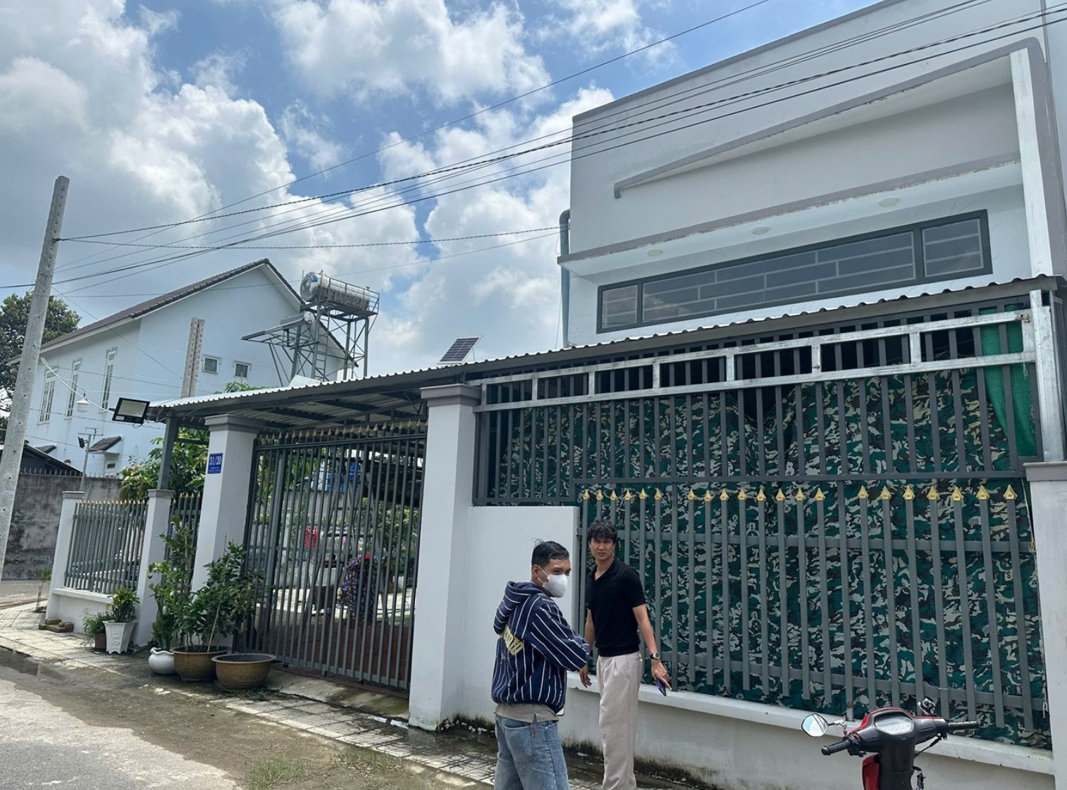 Vụ xây nhầm nhà trên đất người khác ở TP.HCM: Chủ nhà nói lý do nhầm, nêu phương án giải quyết- Ảnh 2.