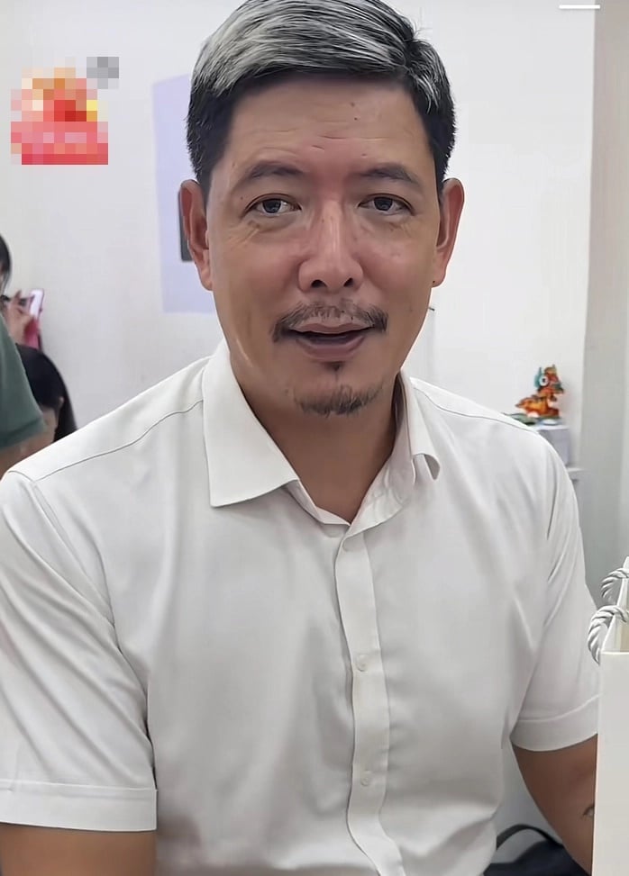 Nam nghệ sĩ cưới đại gia hơn 4 tuổi, U50 nhan sắc gây tiếc nuối, rời showbiz, ở biệt thự TP.HCM xa hoa - Ảnh 3.