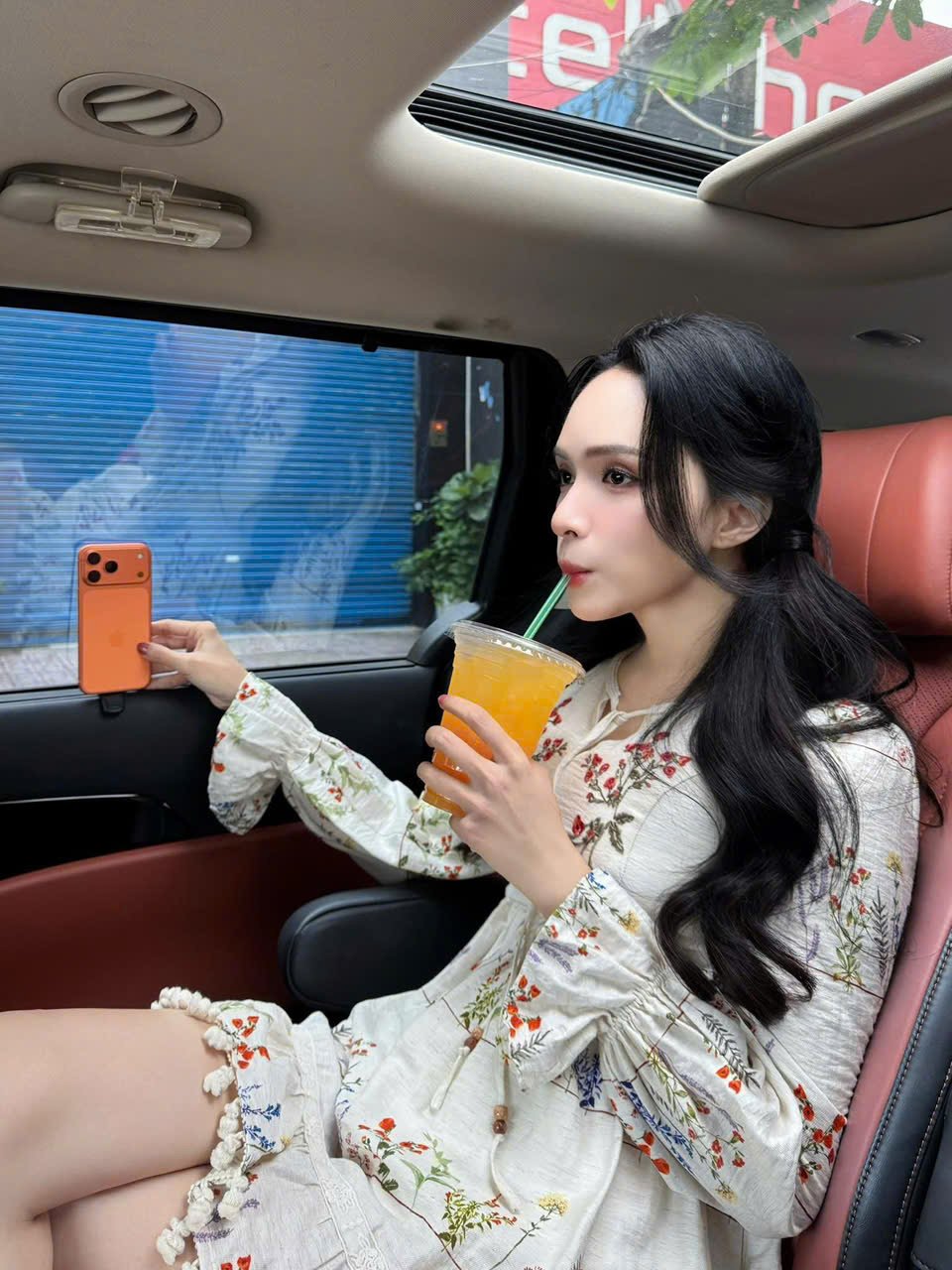 Phó tổng Đỗ Quang Vinh choáng vì iPhone 17 Pro Max: