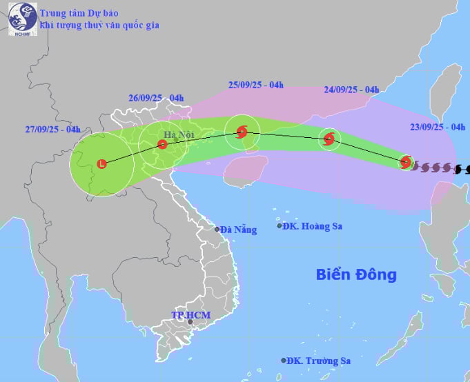 Siêu bão Ragasa vào Biển Đông, giật trên cấp 17- Ảnh 1.