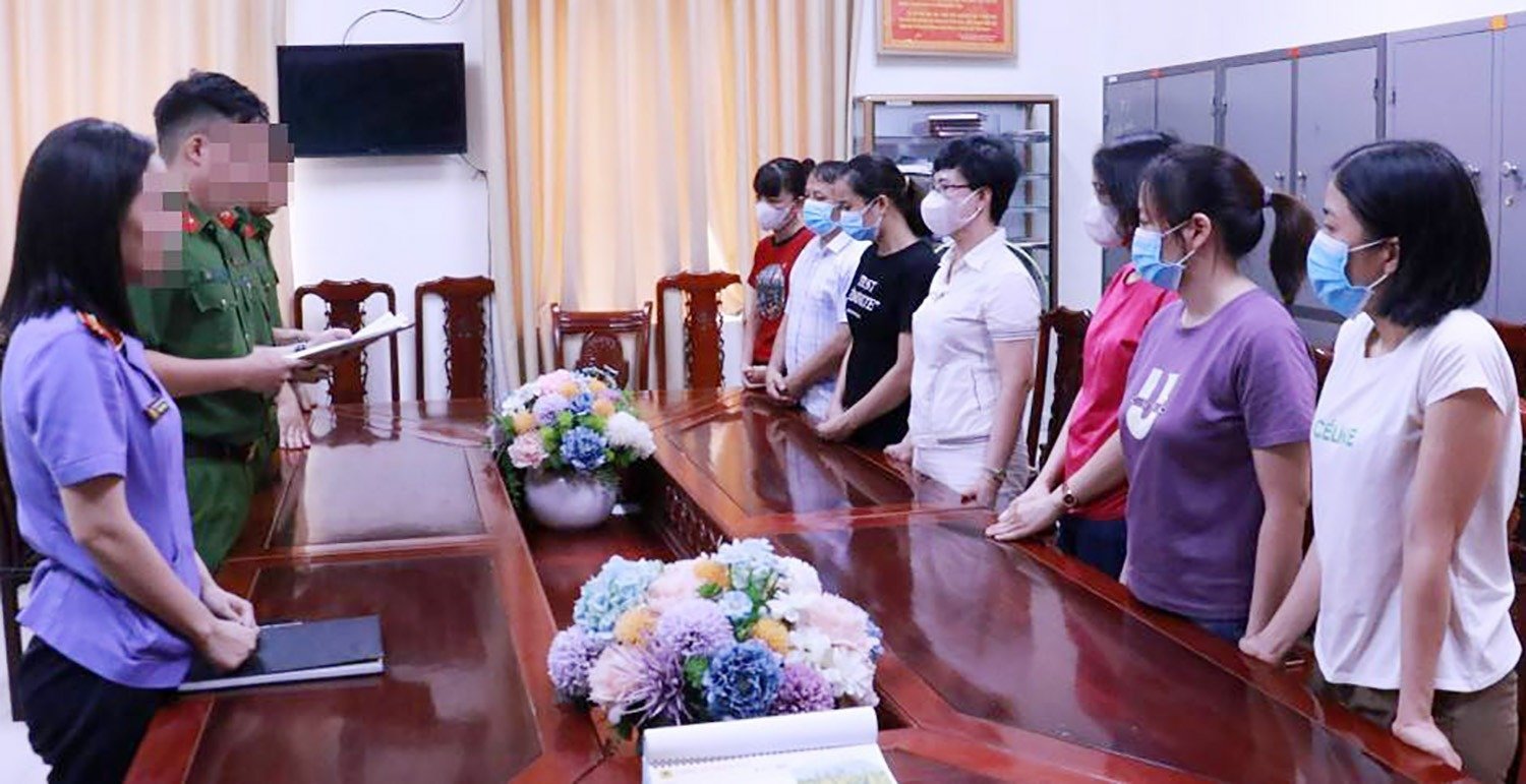 23-1758590064-loat-vu-ke-khai-khong-rut-ruot-quy-bhyt-gay-xon-xao-du-luan.jpg