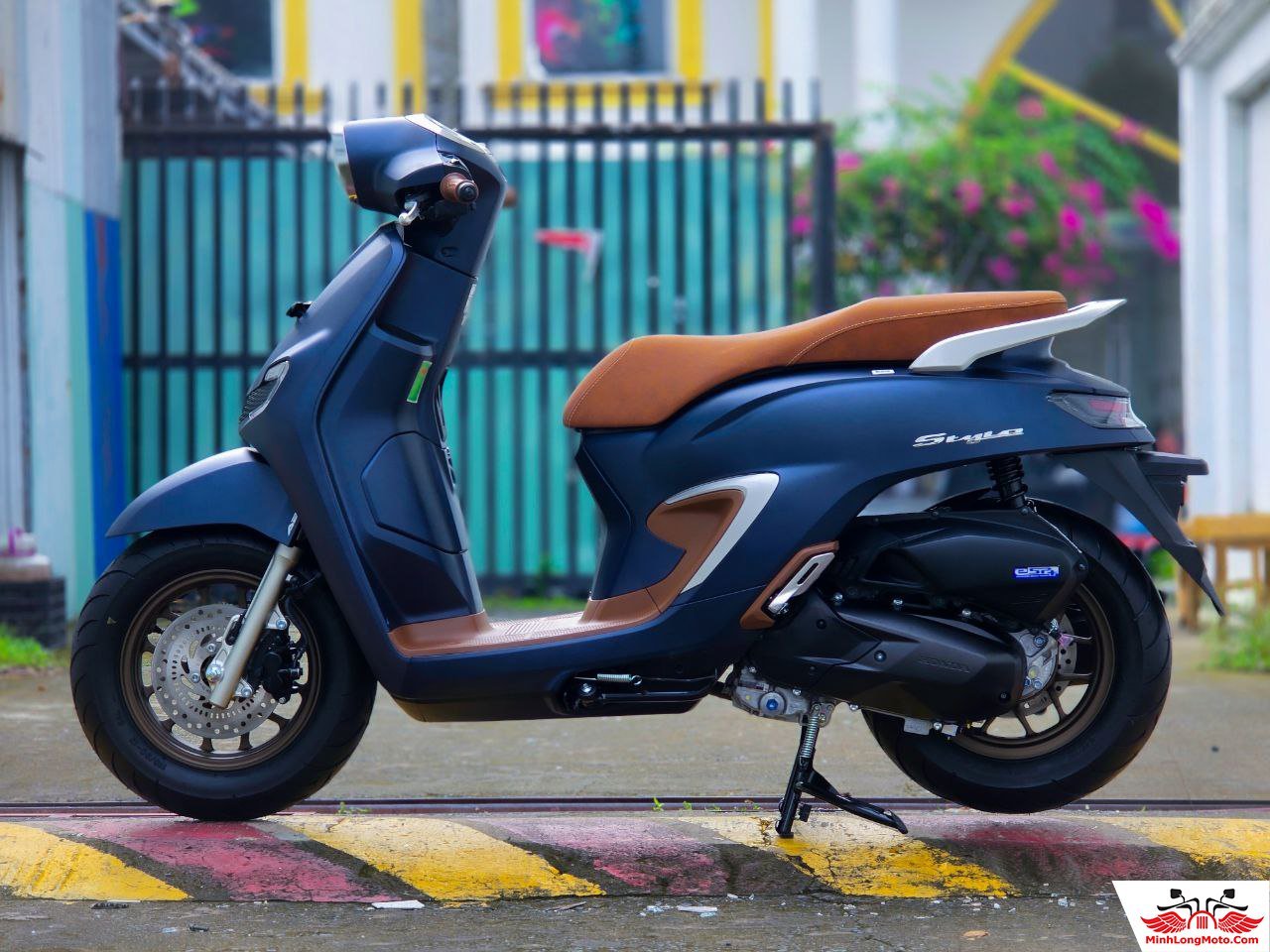Vừa về đại lý bản đời mới của xe ga Honda đẹp như Vespa: 1 lít xăng đi 45km, có phanh 