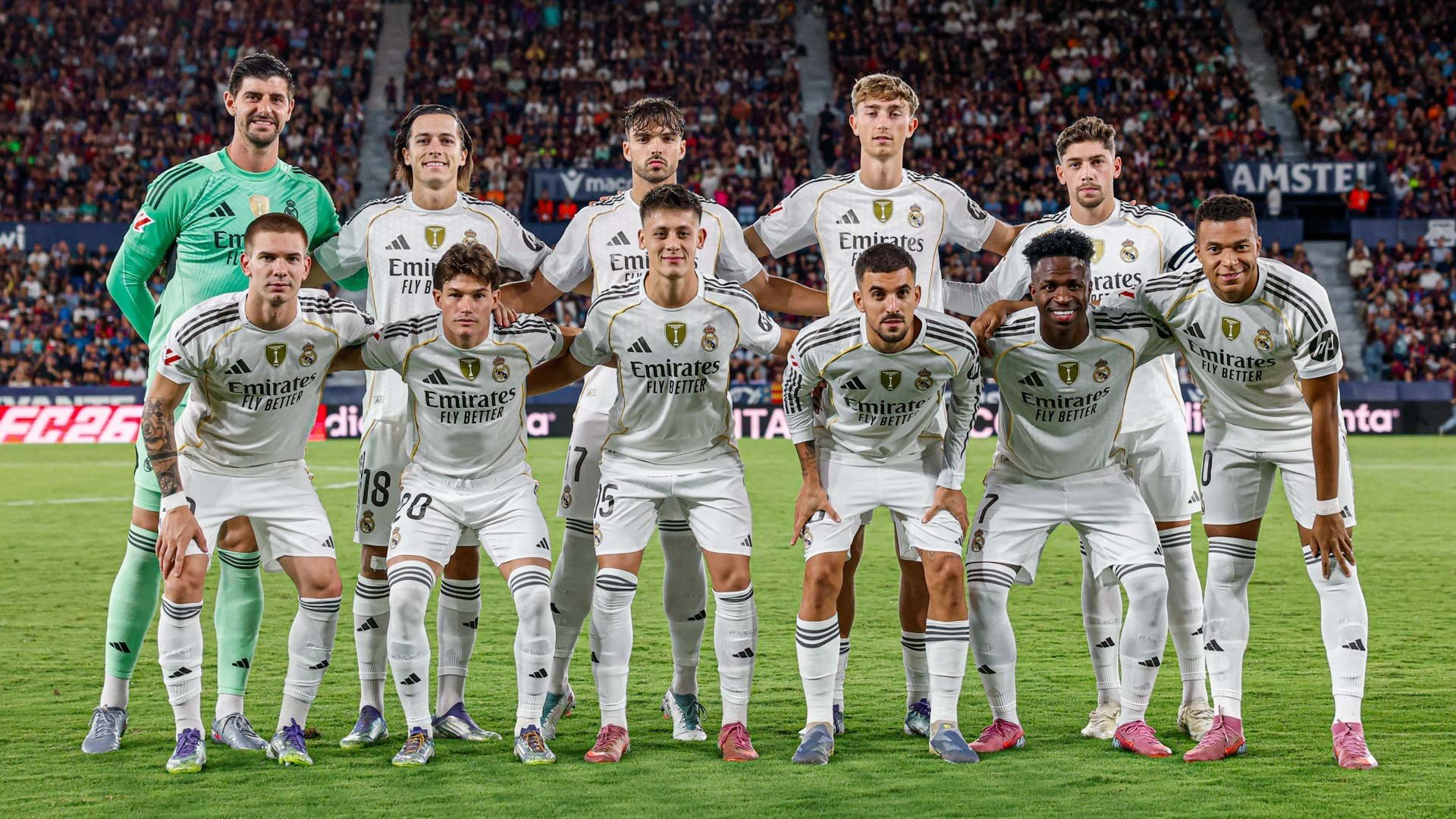 24-1758668921-vinicius-khoi-mao-mbappe-lap-cu-dup-giup-real-madrid-thang-to.jpg